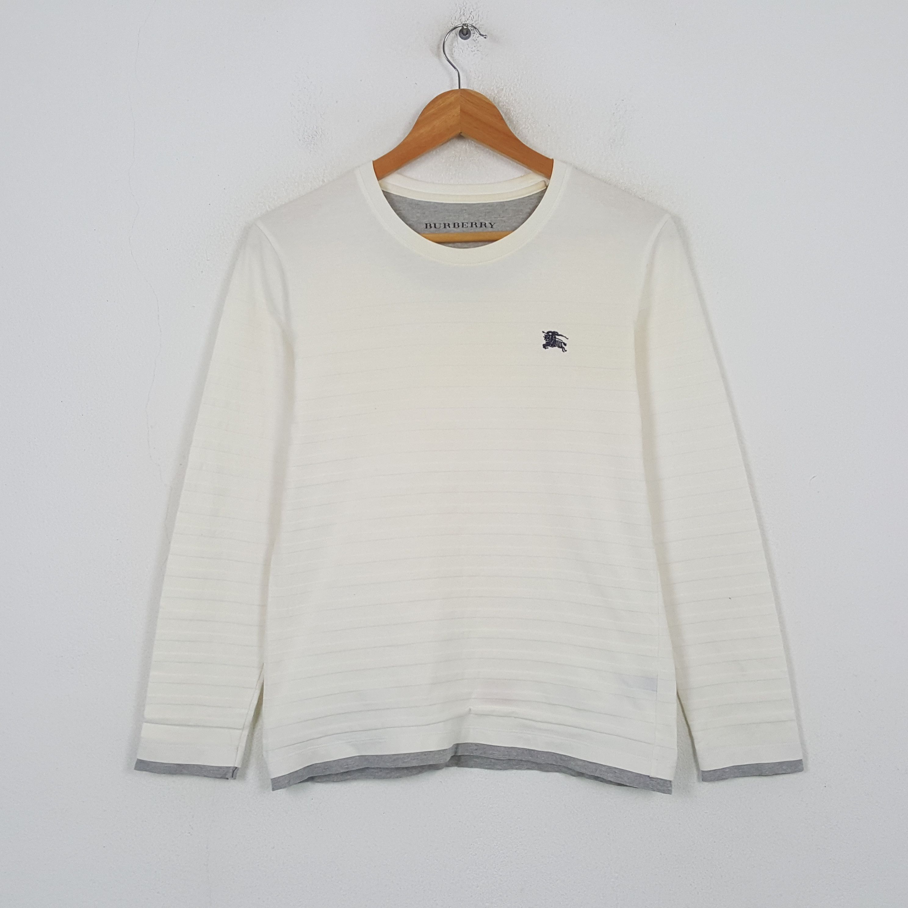 Burberry Vintage Burberry London Long Sleeve T-shirt RR30 Size US S / EU 44-46 / 1 - 3 Thumbnail