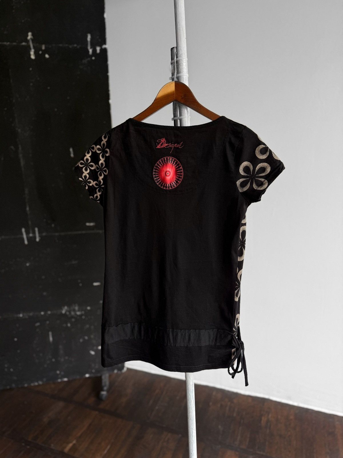 Designer × Desigual × Vintage Desigual Womens Cotton Black Printed Top Shirt Embroidered Size M / US 6-8 / IT 42-44 - 3 Thumbnail