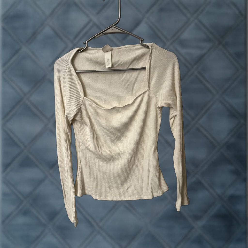 H&M H&M Shirt Womens Medium White Long Sleeve Square Neck Stretch Fitted Top Modern Size M / US 6-8 / IT 42-44 - 1 Thumbnail