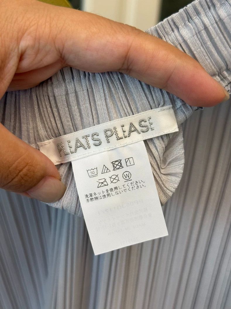Issey Miyake Issey Miyake size:1 A light grey skirt Size 42" / US 20 - 2 Thumbnail