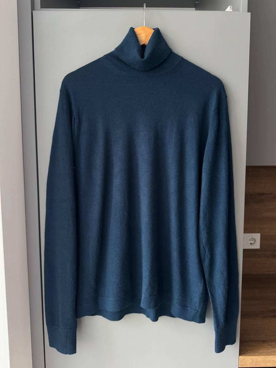 Jil Sander × Uniqlo +J Cashmere Turtleneck Long-Sleeve Sweater Size US L / EU 52-54 / 3 - 1 Thumbnail