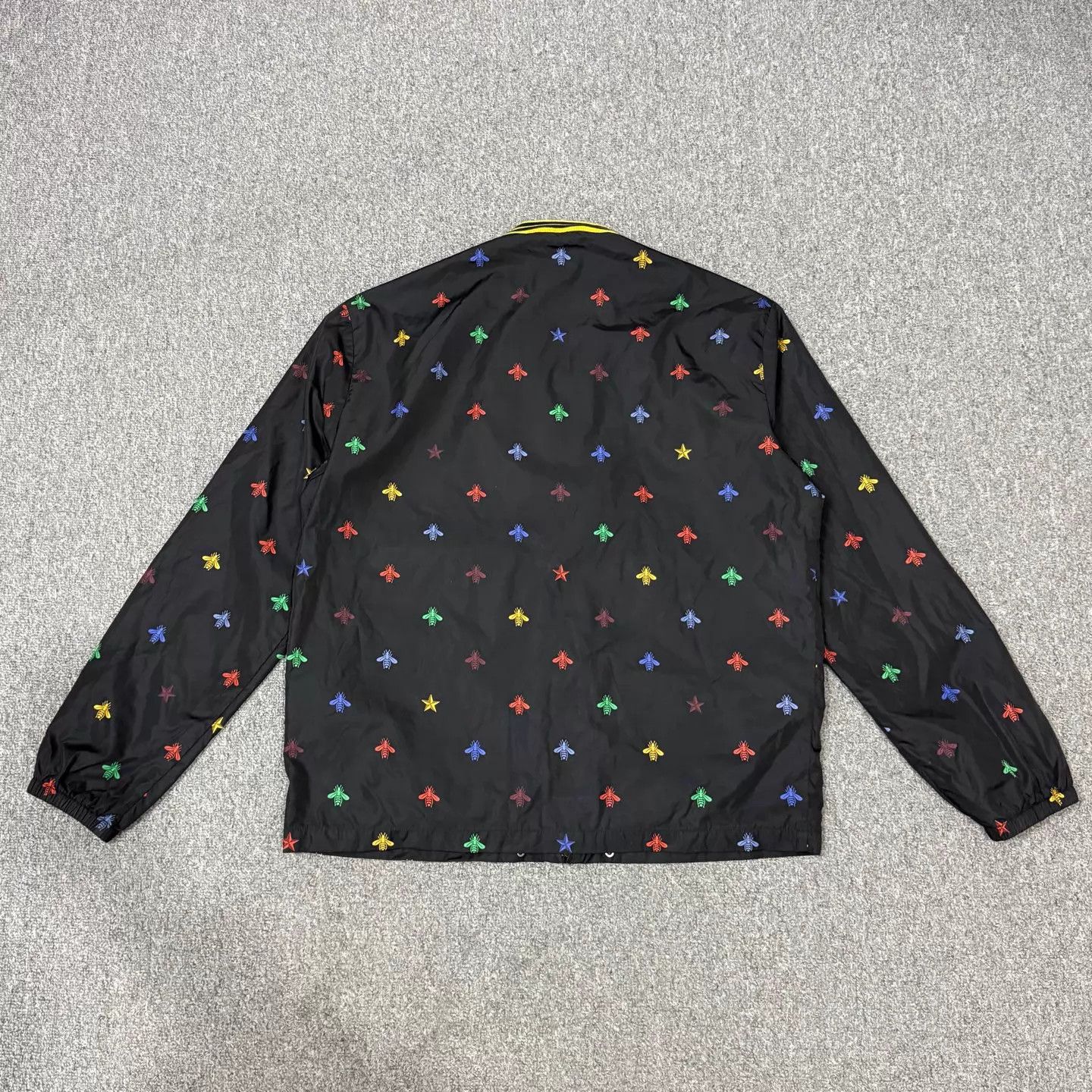 Gucci Gucci Black Bee Print Nylon Shell Jacket 46 99 New Size US S / EU 44-46 / 1 - 2 Thumbnail