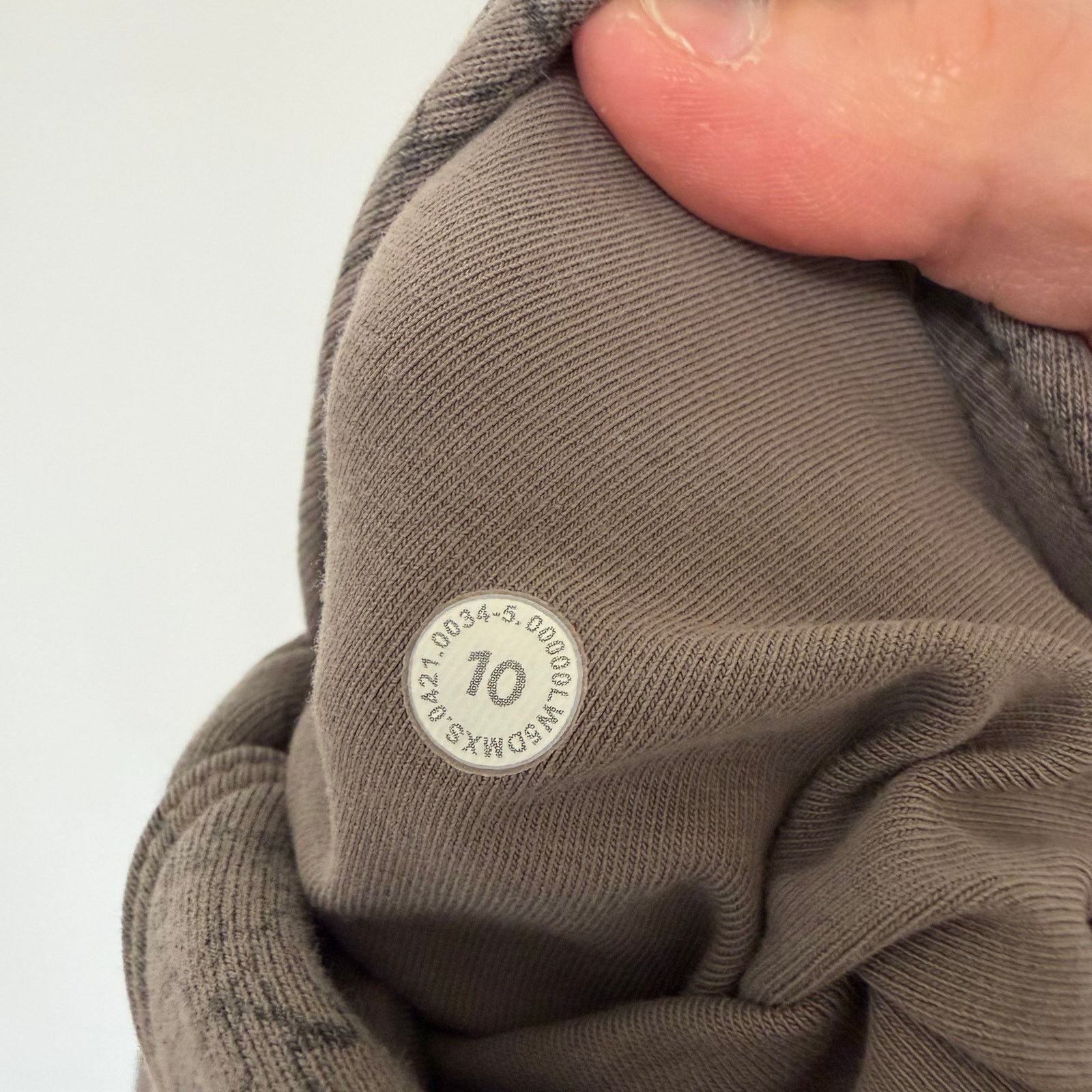 Lululemon Lululemon Warm Down Joggers Thread Dye Sz 10 Size 32" / US 10 / IT 46 - 2 Thumbnail