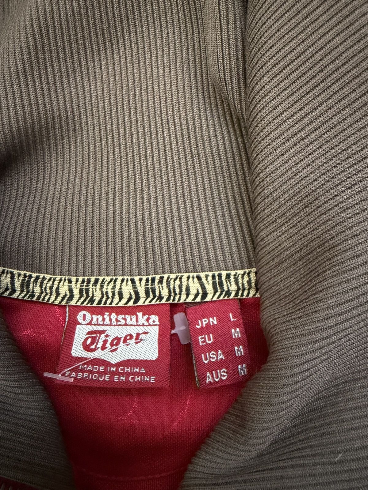 Onitsuka Tiger Vintage Onitsuka Tiger Track Jacket Red Patch Logo M/L Size US M / EU 48-50 / 2 - 4 Thumbnail