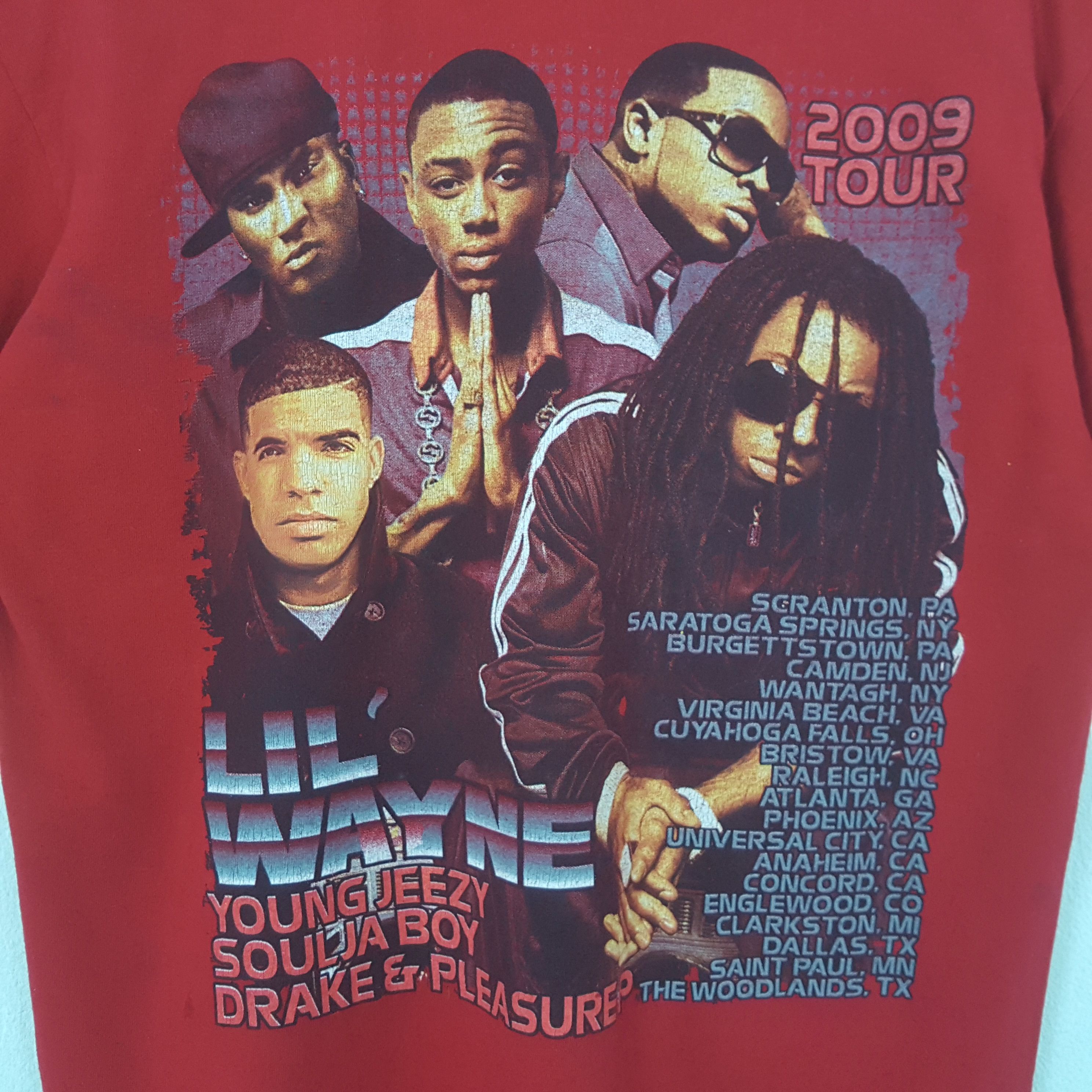 Band Tees Lil Wayne Tour 2008/2009 Rapper Singer Music Tshirt RR24 Size US M / EU 48-50 / 2 - 4 Thumbnail
