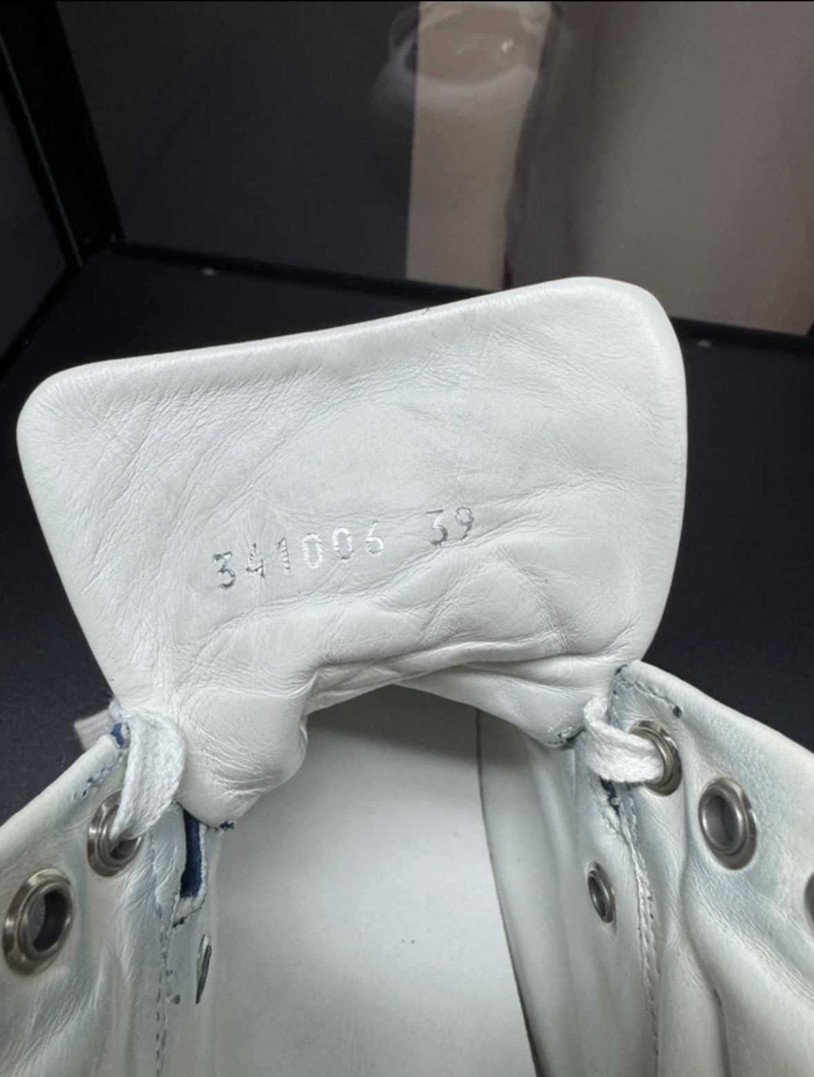 Balenciaga Balenciaga Hightop Sneaker PVC Size US 6 / EU 39 - 7 Thumbnail