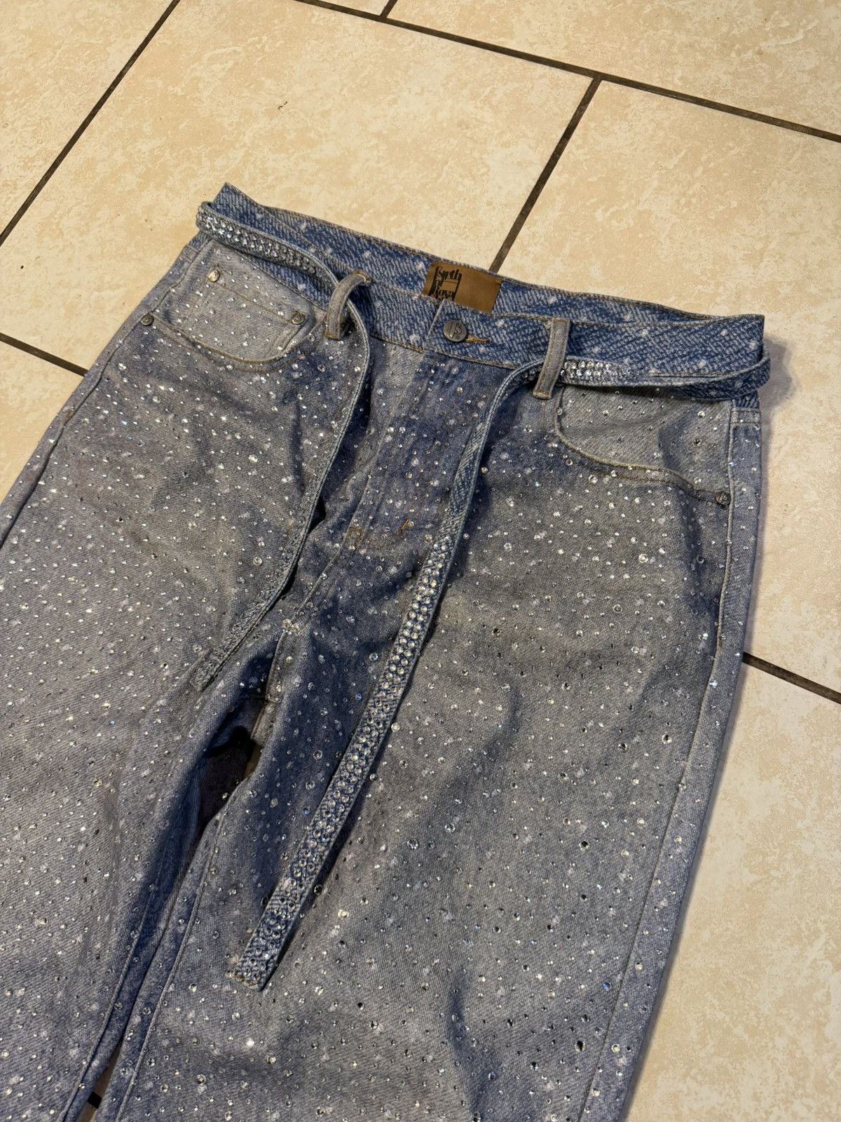Birth of Royal Child BIRTH OF ROYAL CHILD WASHED 20K SWAROVSKI DIAMOND DENIM Size US 34 / EU 50 - 4 Thumbnail