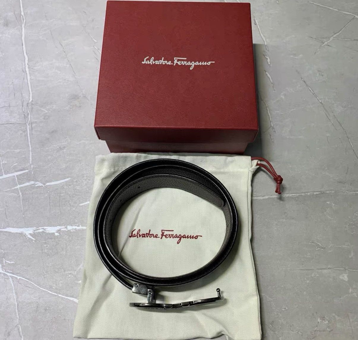 Salvatore Ferragamo Ferragamo Logo Smooth Buckle Leather Belt J42 Size ONE SIZE - 2 Thumbnail