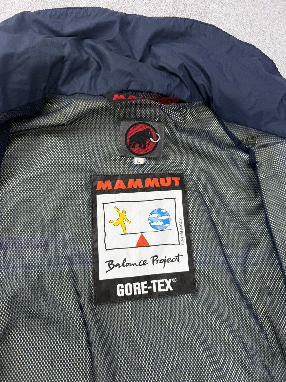 Mammut Vintage Mammut Gore-Tex Hiking Men’s Jacket Size L Size US L / EU 52-54 / 3 - 9 Thumbnail