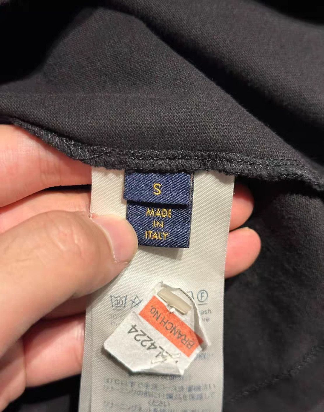 Louis Vuitton Louis Vuitton size s Tactical Vest Strap sweatshirt Size US S / EU 44-46 / 1 - 7 Thumbnail