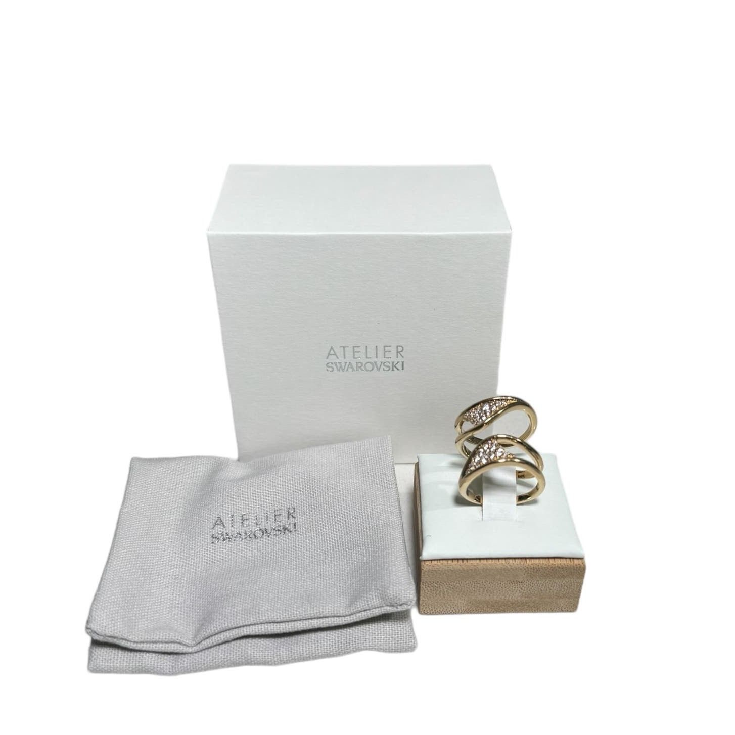 Swarovski Atelier Swarovski Gilded Treasures Ring SIZE 52/6 new Size ONE SIZE - 2 Thumbnail