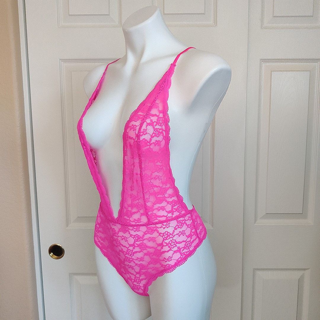 Victoria's Secret Victoria's Secret stretch sheer teddy lace up bodysuit sz S Size S / US 4 / IT 40 - 2 Thumbnail