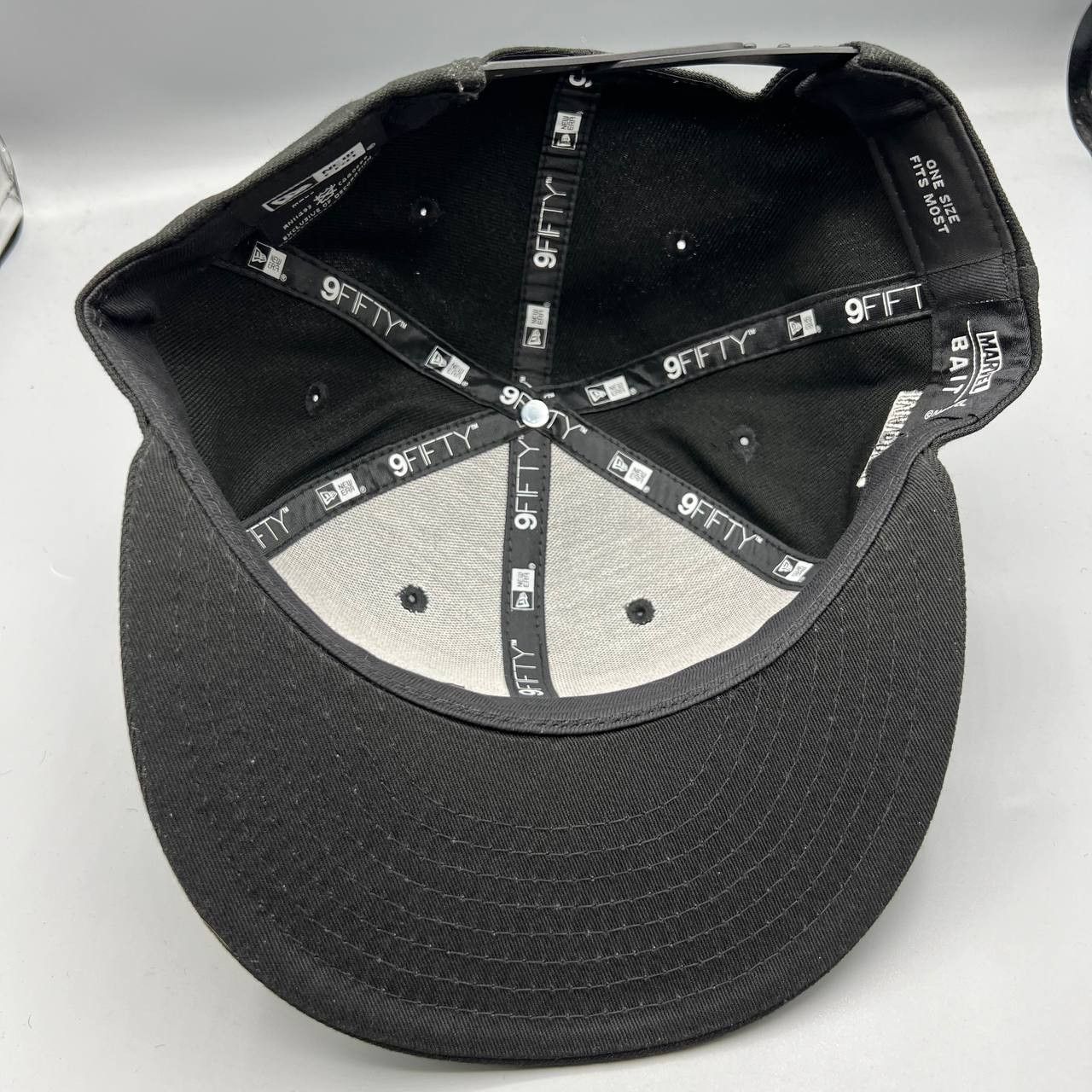 New Era Marvel The Punisher Hat Men 9Fifty New Era Snap Back Cap New Size ONE SIZE - 4 Thumbnail