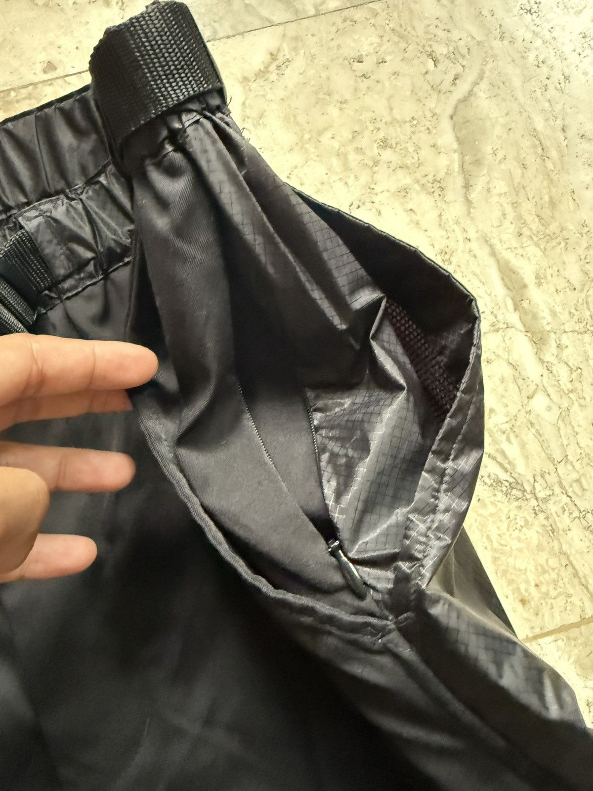 CMF Outdoor Garment 1 of 1 CMF Outdoor experimental garment short Size US 32 / EU 48 - 5 Thumbnail