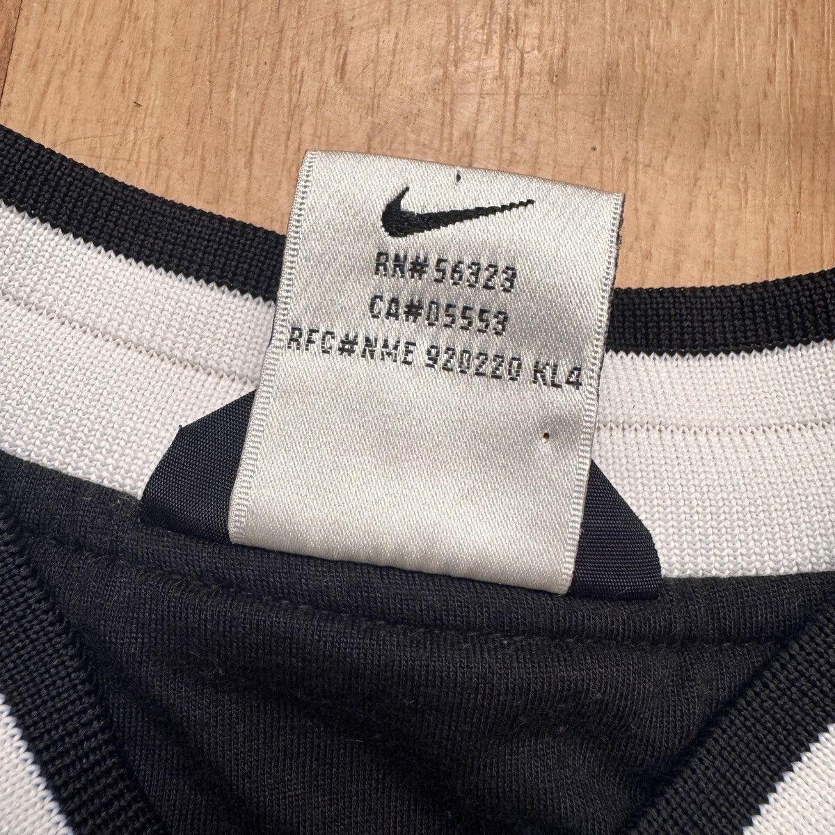 Nike 90's Nike Windbreaker Jacket Big Logo Size US L / EU 52-54 / 3 - 6 Thumbnail