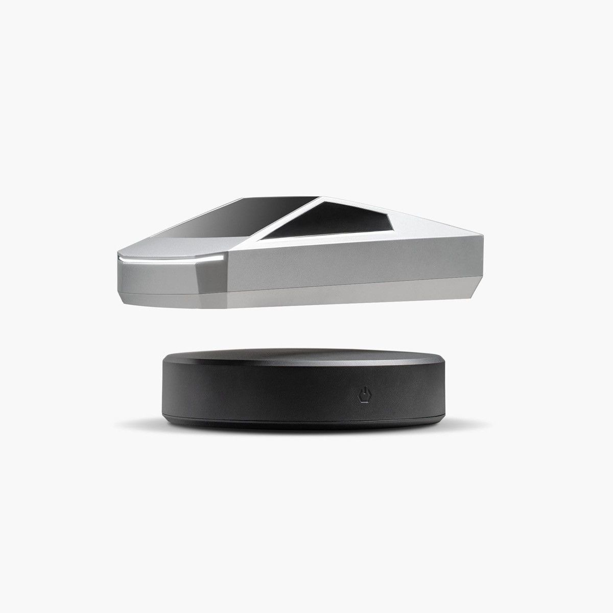 Dover Street Market RARE! Tesla Levitating Cybertruck Size ONE SIZE - 2 Thumbnail