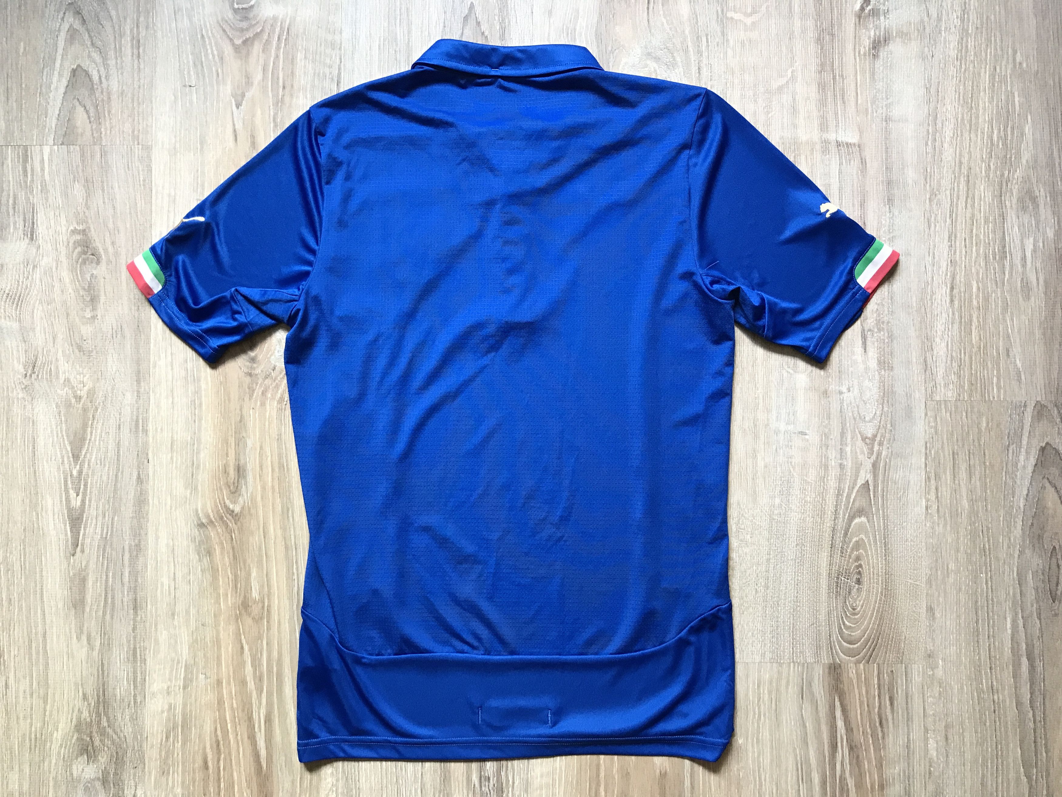 Puma × Vintage Vintage Puma Italy Home Football Shirt 2014-2015 Size US S / EU 44-46 / 1 - 2 Thumbnail