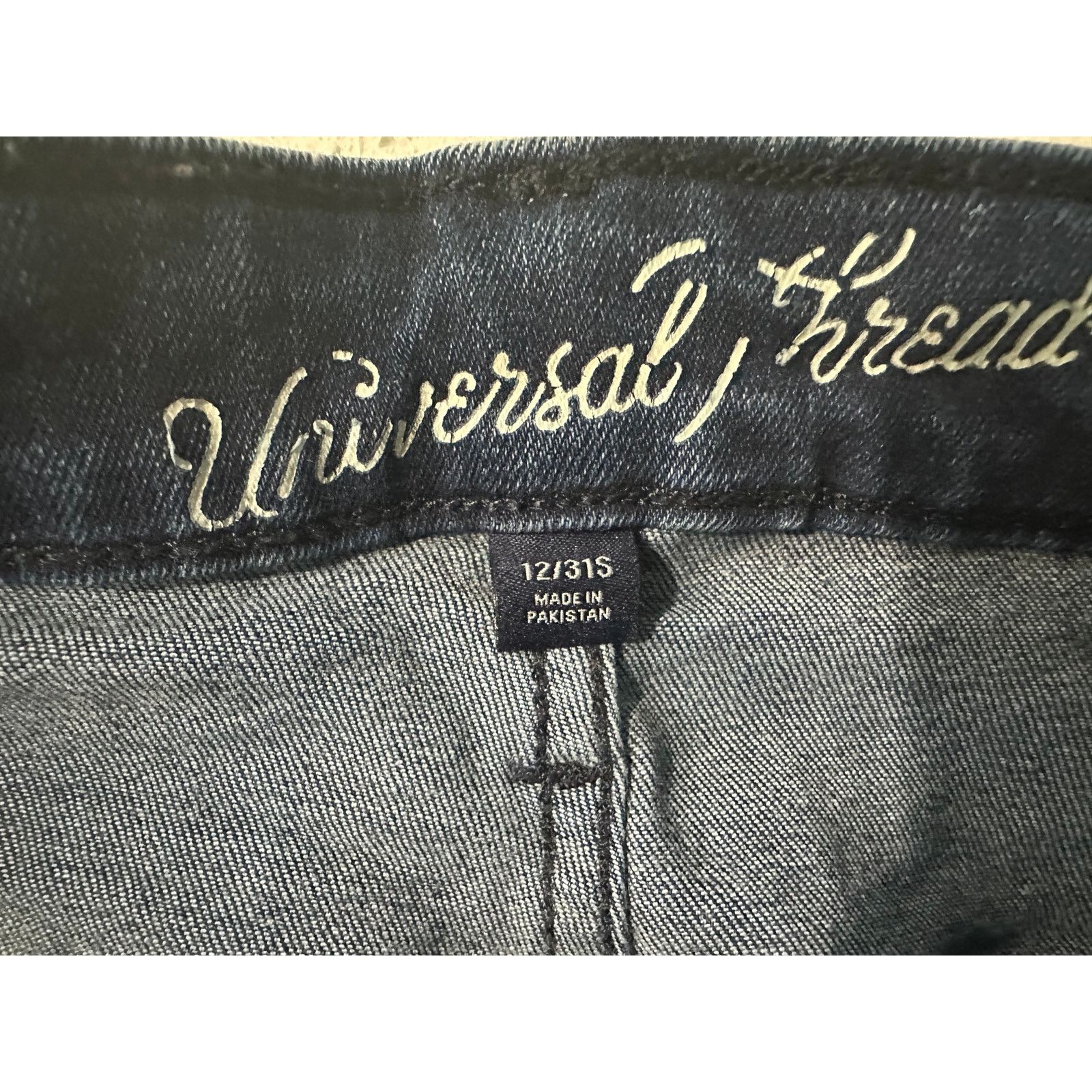 Other Universal Thread Mid Rise Slim Fit Ankle Jeans Size 12/31S Size 34" / US 12 / IT 48 - 3 Thumbnail