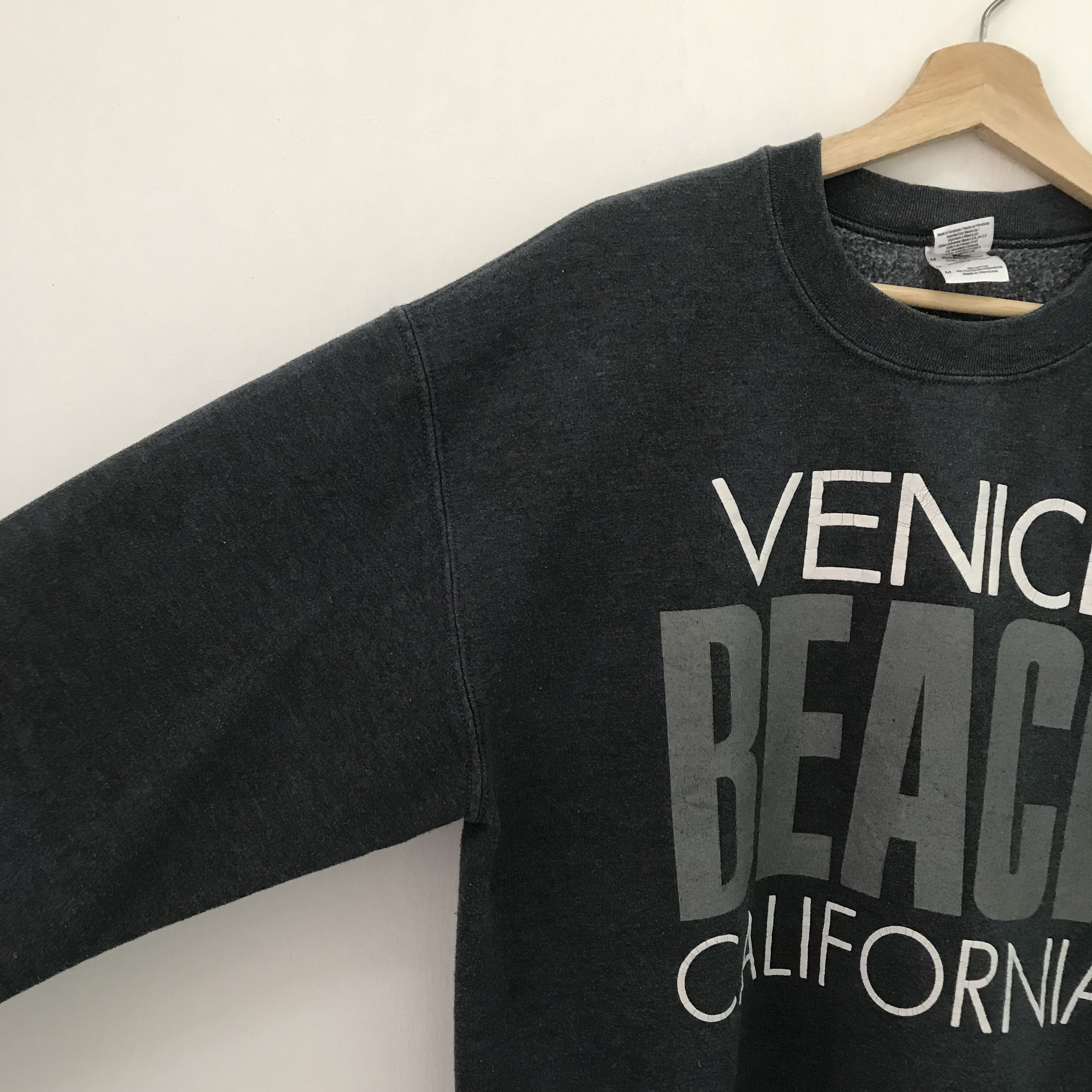 Vintage vintage black sweatshirt - 352 Size US M / EU 48-50 / 2 - 4 Thumbnail