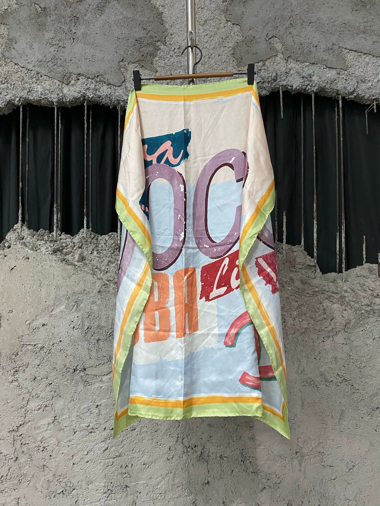 Chanel Chanel coco scarf 99 New Size ONE SIZE - 1 Thumbnail