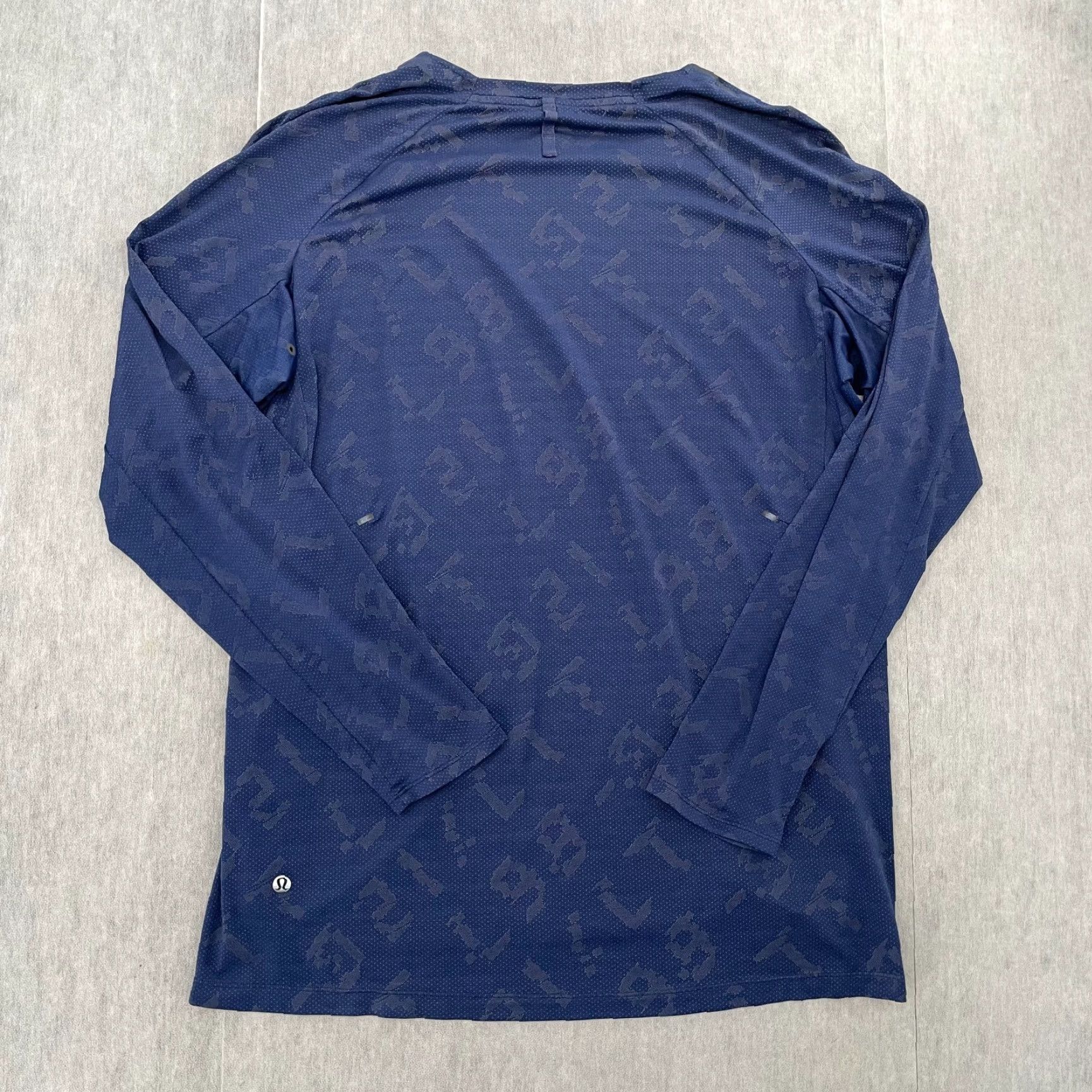 Lululemon LULULEMON Drysense Long Sleeve Shirt Adult Large Blue Athletic Gym Mens Size US L / EU 52-54 / 3 - 2 Thumbnail