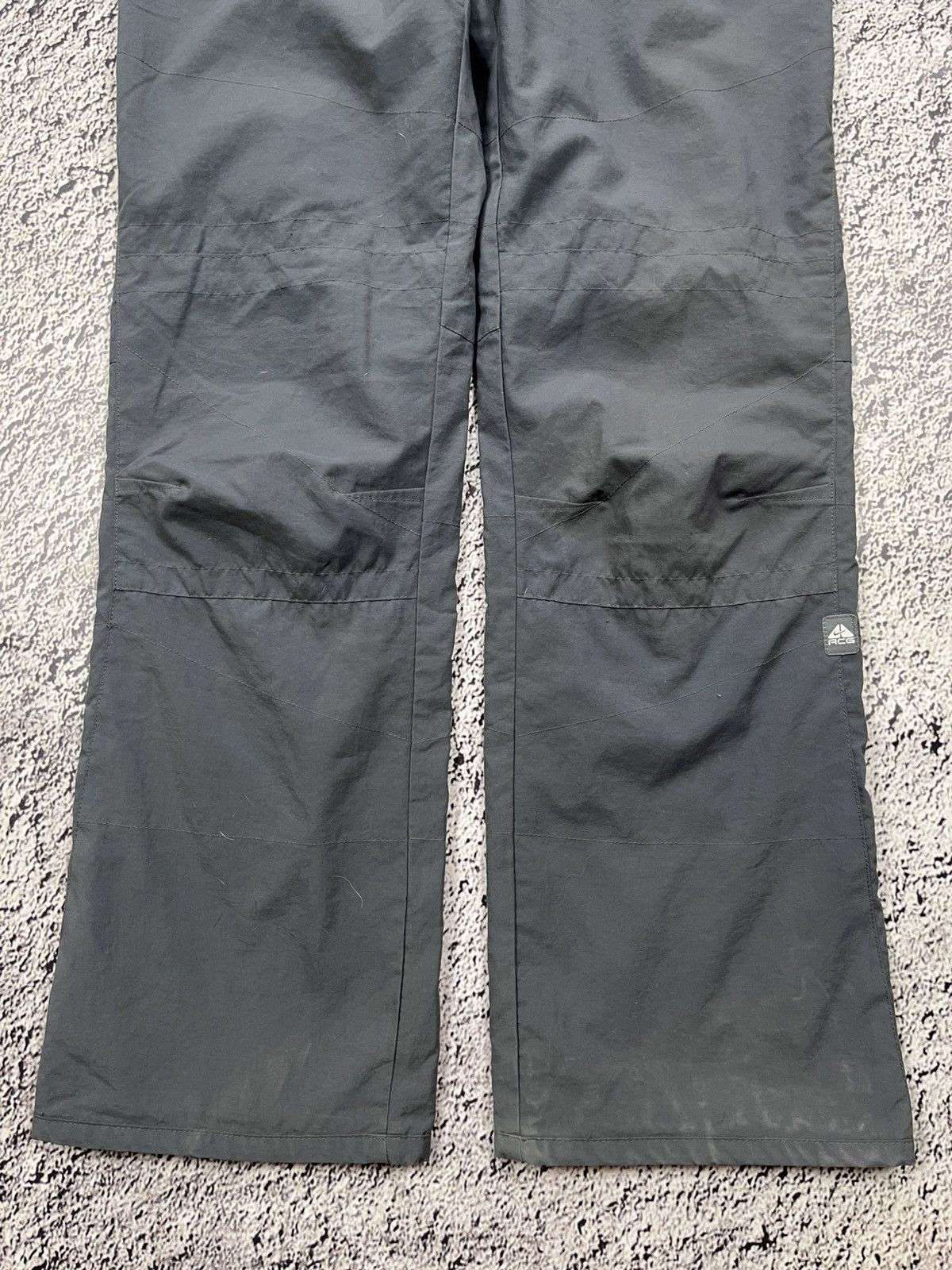 Nike ACG NIKE ACG NYLON SKI SNOW STRAIGHT PANTS Size 26" / US 2 / IT 38 - 3 Thumbnail