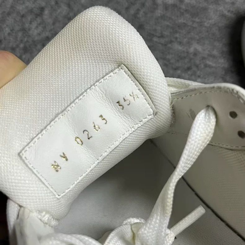 Louis Vuitton Louis Vuitton White Trainer leather-rubber logo low-cut st Size US 5 / IT 35 - 4 Thumbnail