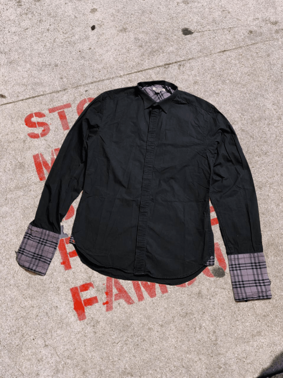 Burberry BURBERRY London men's Black Cotton Classic Shirt Size US M / EU 48-50 / 2 - 1 Thumbnail