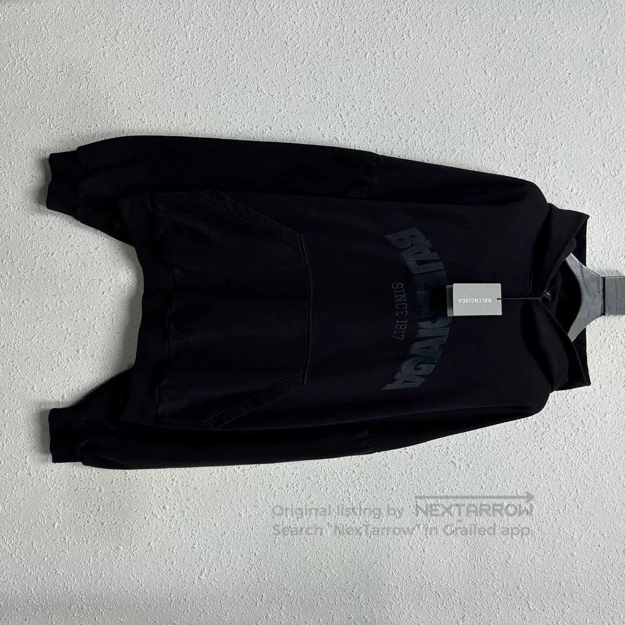 Balenciaga Balenciaga Black Inverted Logo Hoodie. Size US S / EU 44-46 / 1 - 1 Thumbnail