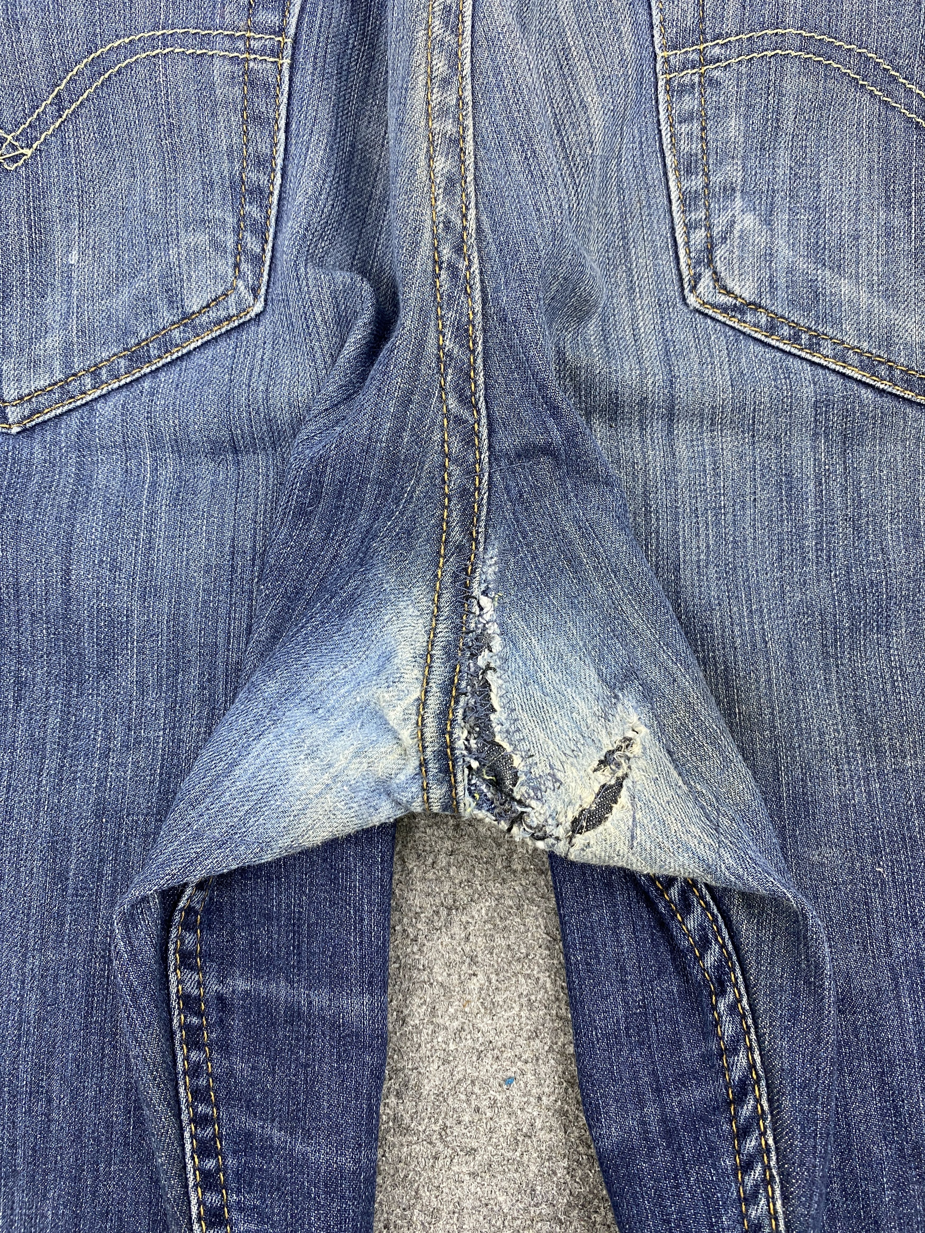 Levi's Vintage Levis 514 Faded Blue Jeans 36x30 S0039 Size US 36 / EU 52 - 17 Thumbnail