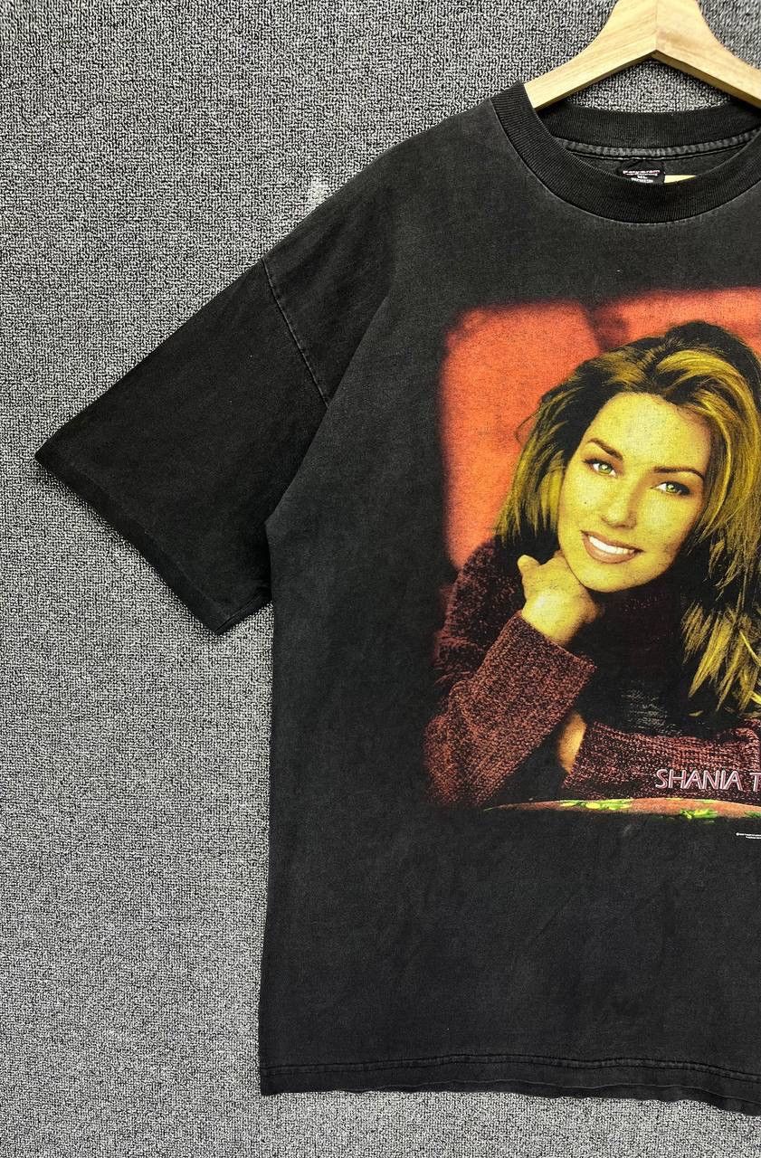 Band Tees Vintage 90s Shania Twain Punk Rock Band Tees T Shirts Size US XL / EU 56 / 4 - 3 Thumbnail