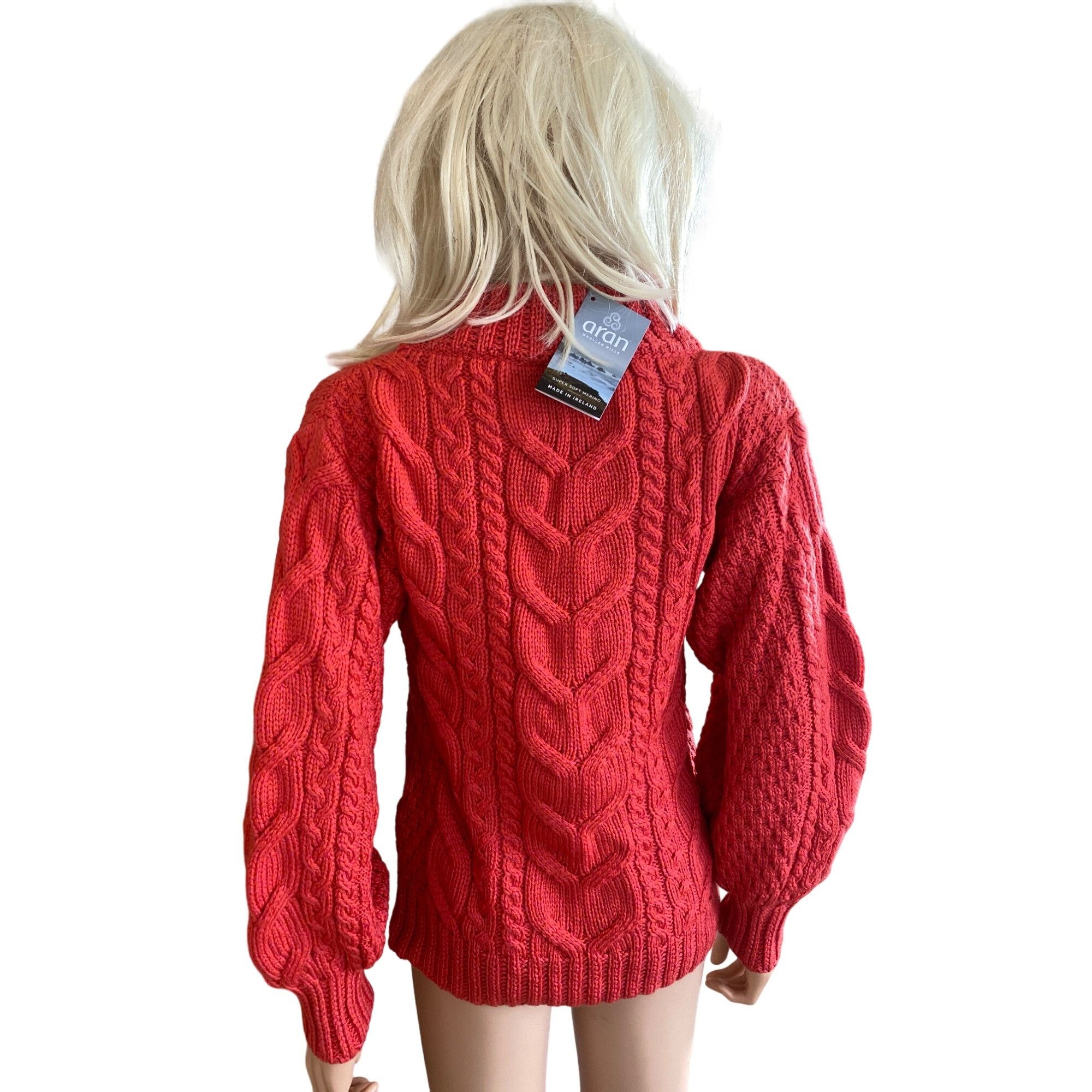 Other NWT Aran Woollen Mills Red Cable-knit Crew Neck Merino Sweat Size S / US 4 / IT 40 - 12 Thumbnail