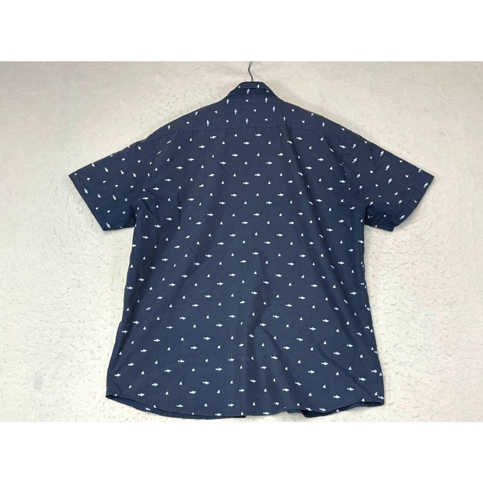 CO Molokai Surf Co Shirt Men 2XL Blue Button-Up Short Sleeve Collared Knit Cotton Polyester Casual All Seasons Lightweight Missing Button See Pic Size US XXL / EU 58 / 5 - 2 Thumbnail