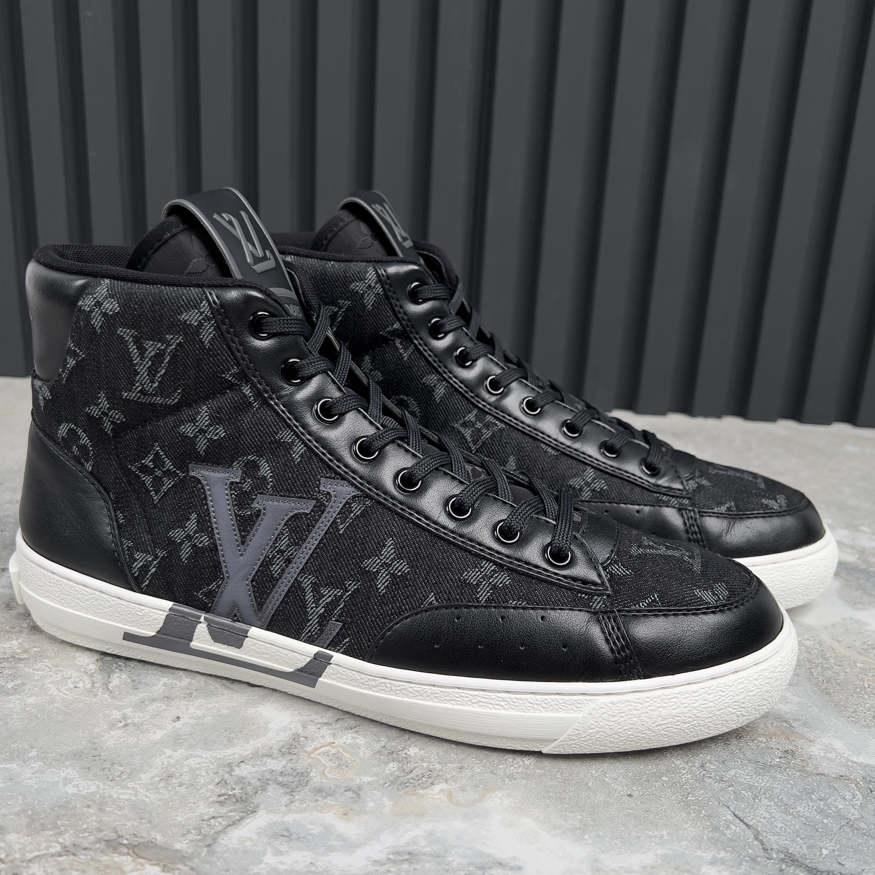 Louis Vuitton Louis Vuitton Charlie Trainers Sneaker Monogram Denim Size US 9 / EU 42 - 6 Thumbnail