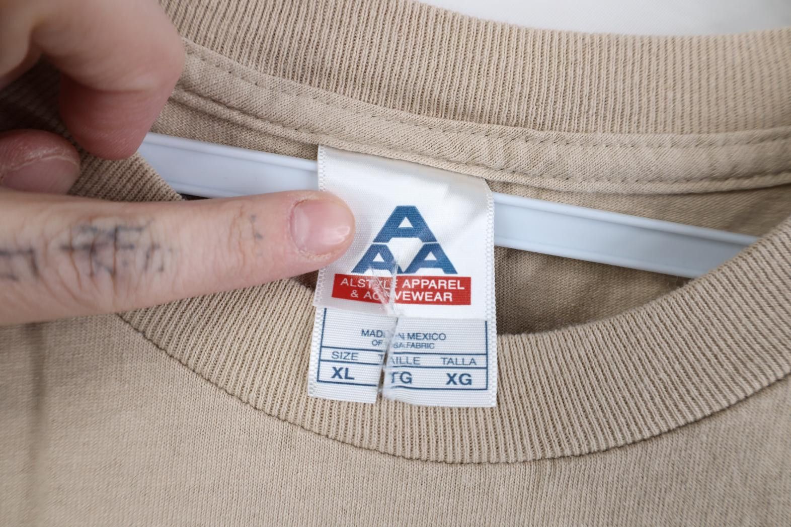 Vintage Vintage 90s Y2K Streetwear Blank Cotton T-Shirt Khaki Beige Size US XL / EU 56 / 4 - 6 Thumbnail