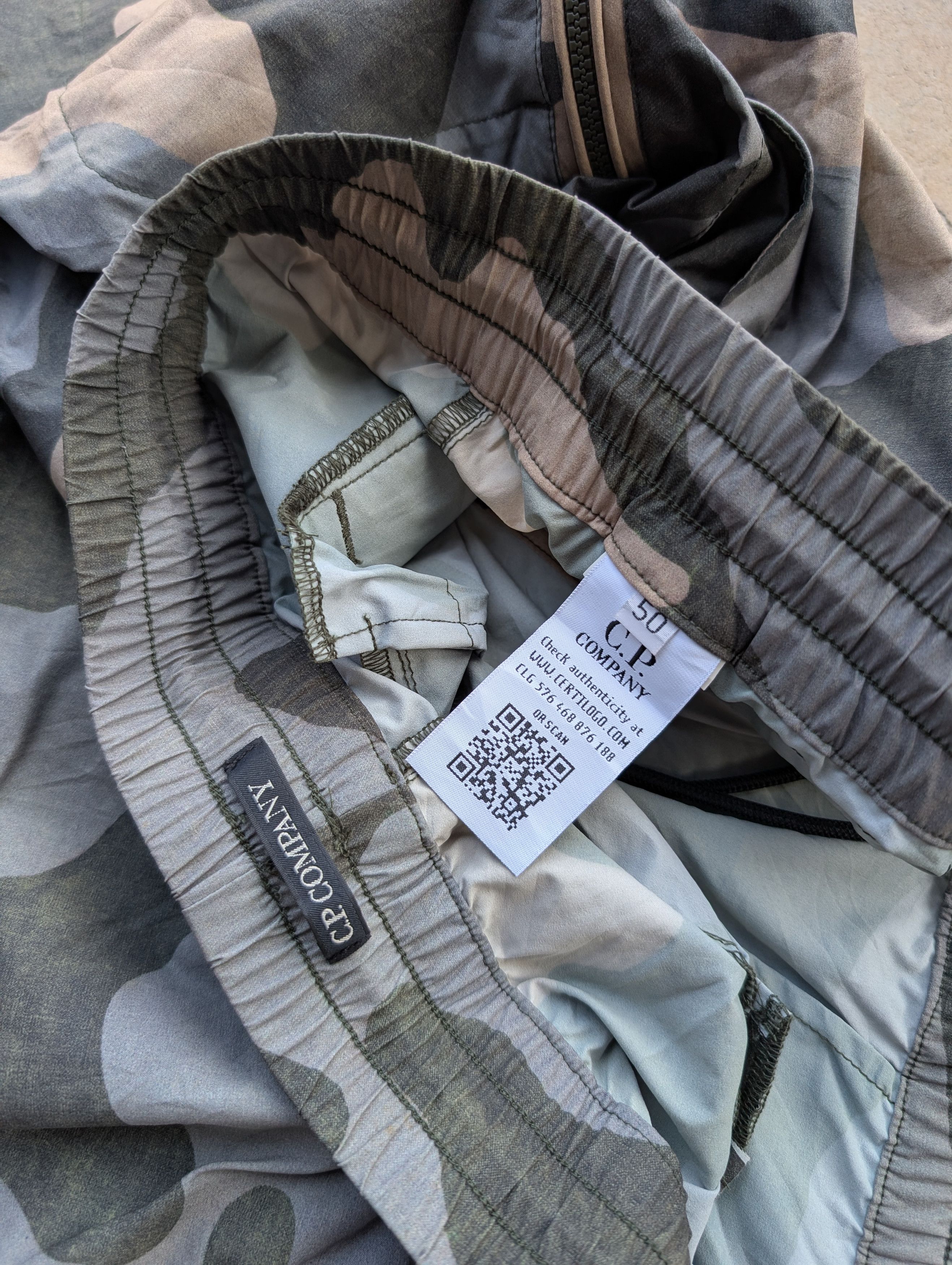 C.P. Company C.P. Company Pro-Tek Camouflage Bermuda Shorts Size US 34 / EU 50 - 8 Thumbnail