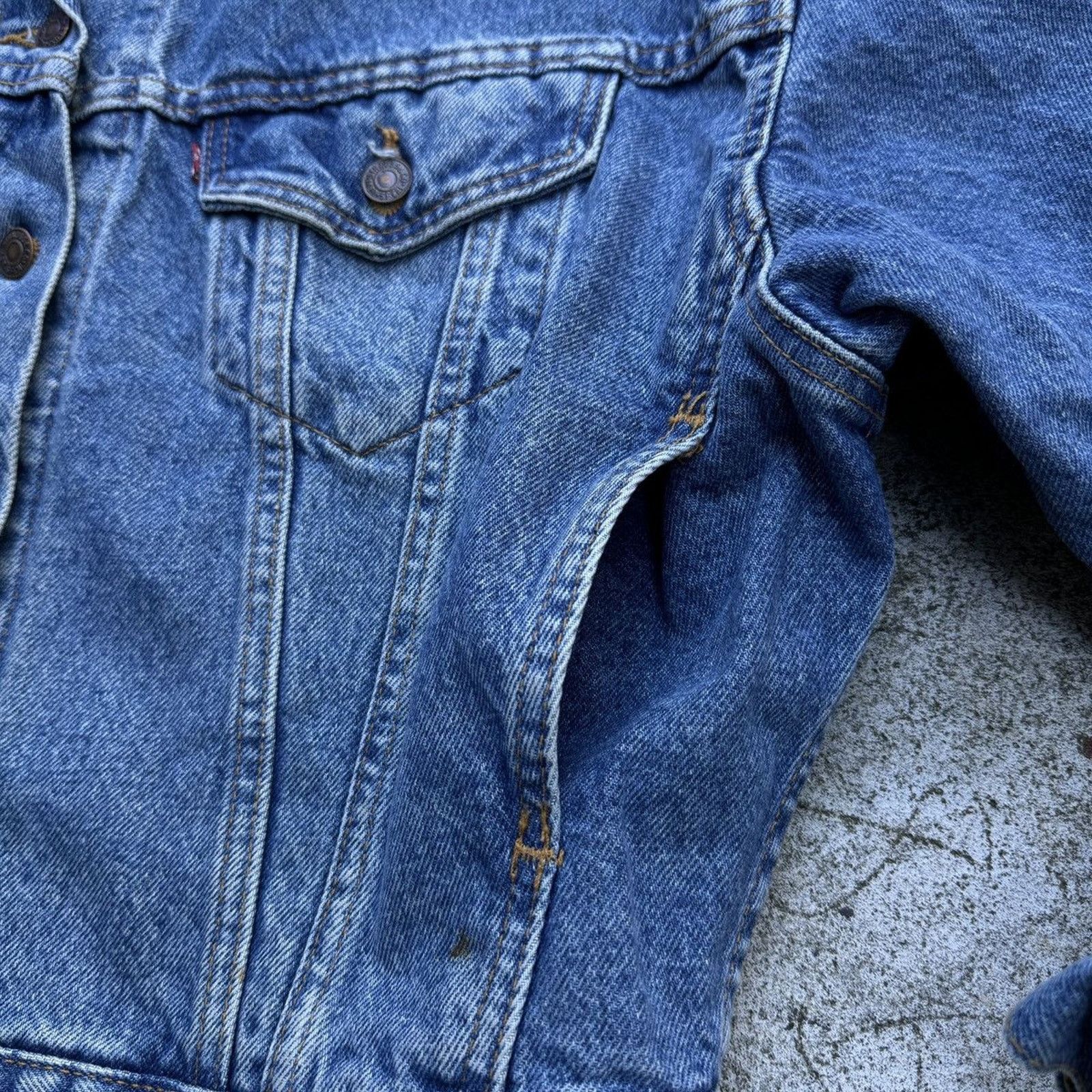 Levi's 80s Levi's Western Trucker Jacket USA ERD Grunge Light Wash Size US M / EU 48-50 / 2 - 9 Thumbnail