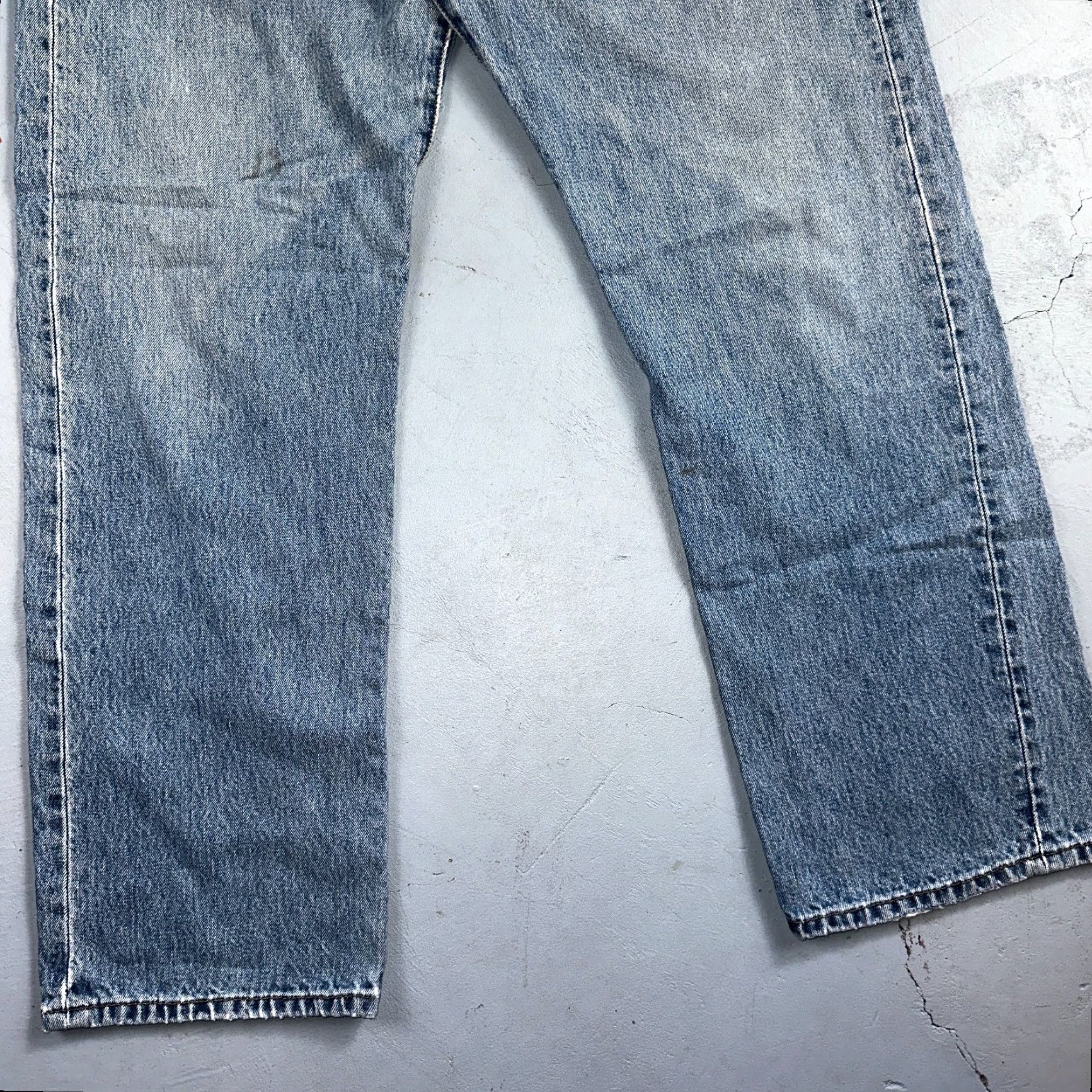 Levi's VINTAGE Levis 501 90s Mexico Straight Leg Jeans 40x32 Y2K Light Wash Act 36x30 Mens Size US 40 / EU 56 - 3 Thumbnail