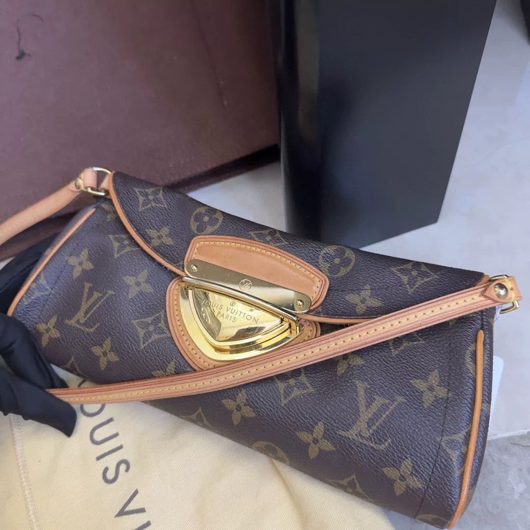 Louis Vuitton Pre-loved Bag Very good condition Size ONE SIZE - 1 Thumbnail