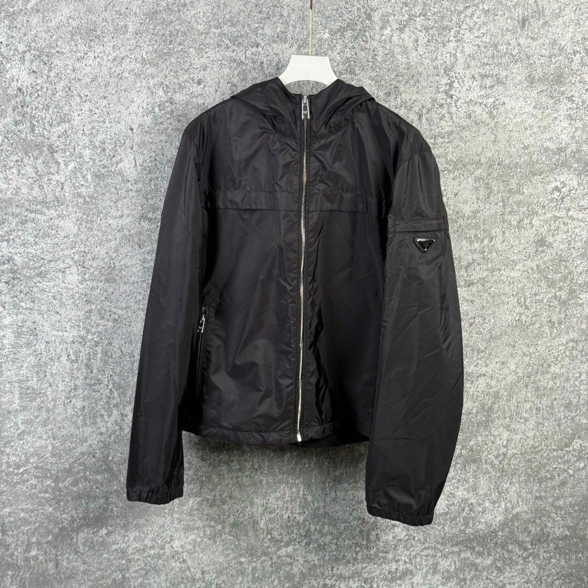 Prada Prada Black Light Jacket m Men Size US M / EU 48-50 / 2 - 1 Thumbnail