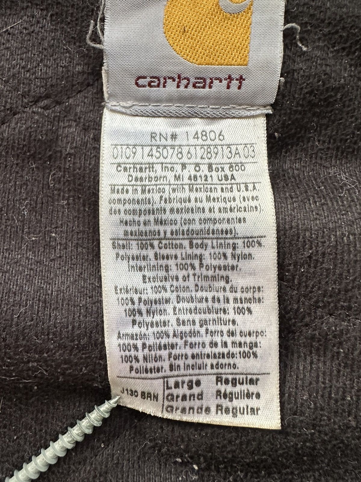 Carhartt Vintage 2009 Carhartt J130 Active Hooded Jacket Thrashed Size US L / EU 52-54 / 3 - 7 Thumbnail