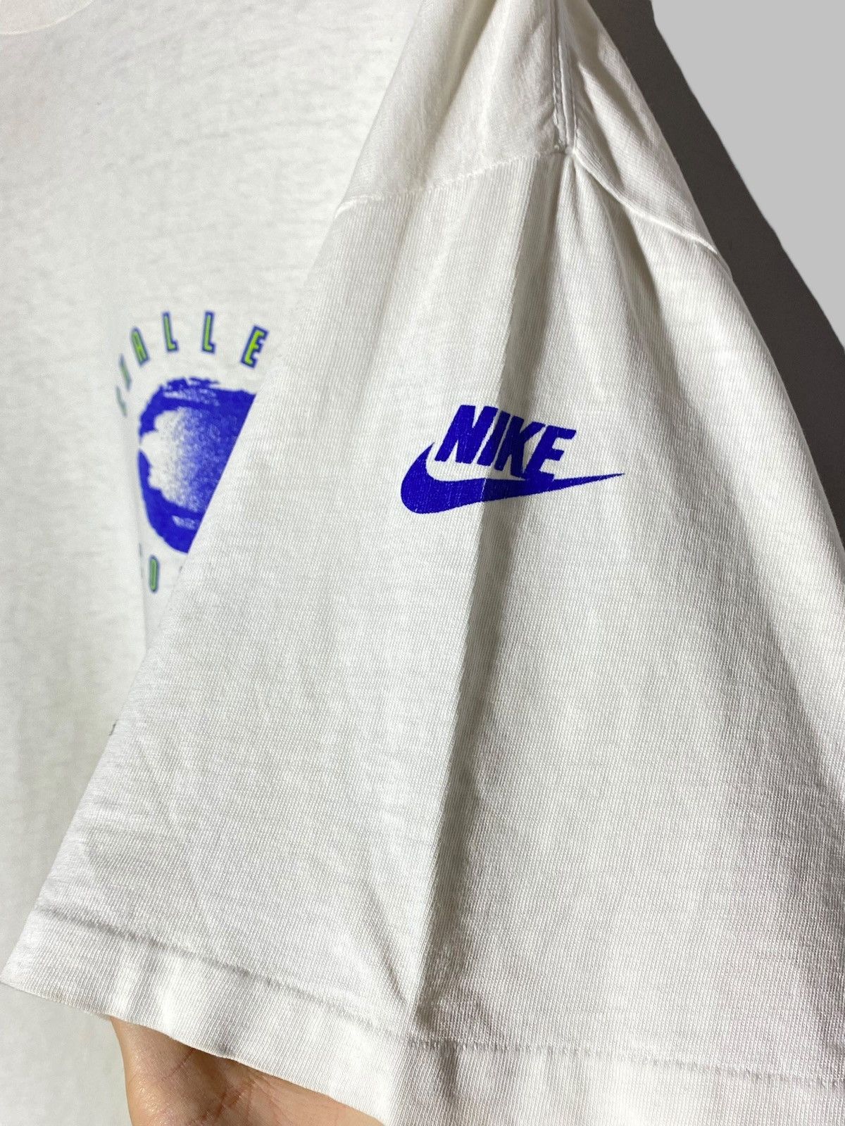 Nike Vintage 90s Nike Challenge Court Rare T-shirt Made in USA Size US XL / EU 56 / 4 - 6 Thumbnail