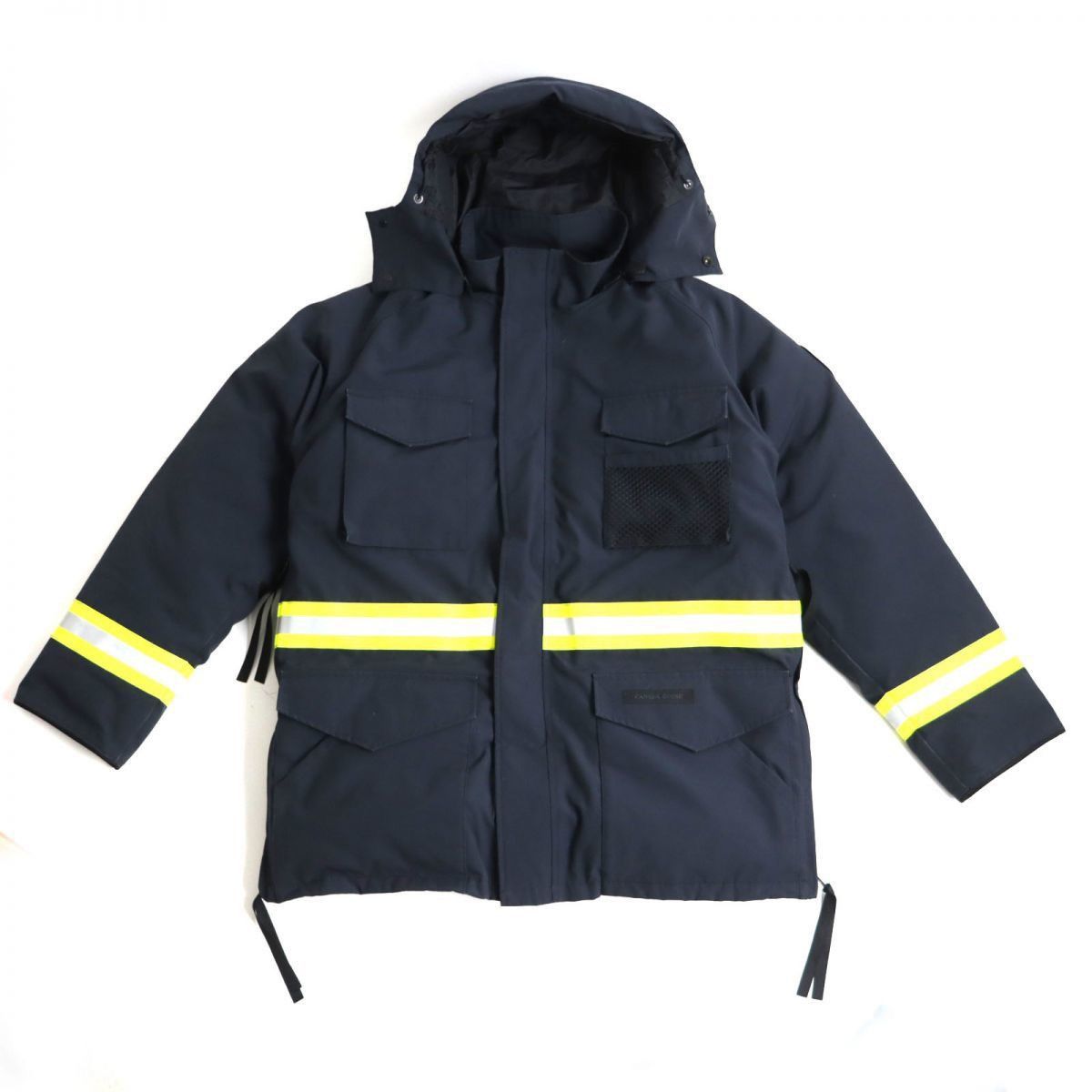 image of Comme Des Garçons Canada Goose Reflective Down Jacket in Navy, Men's (Size Small)