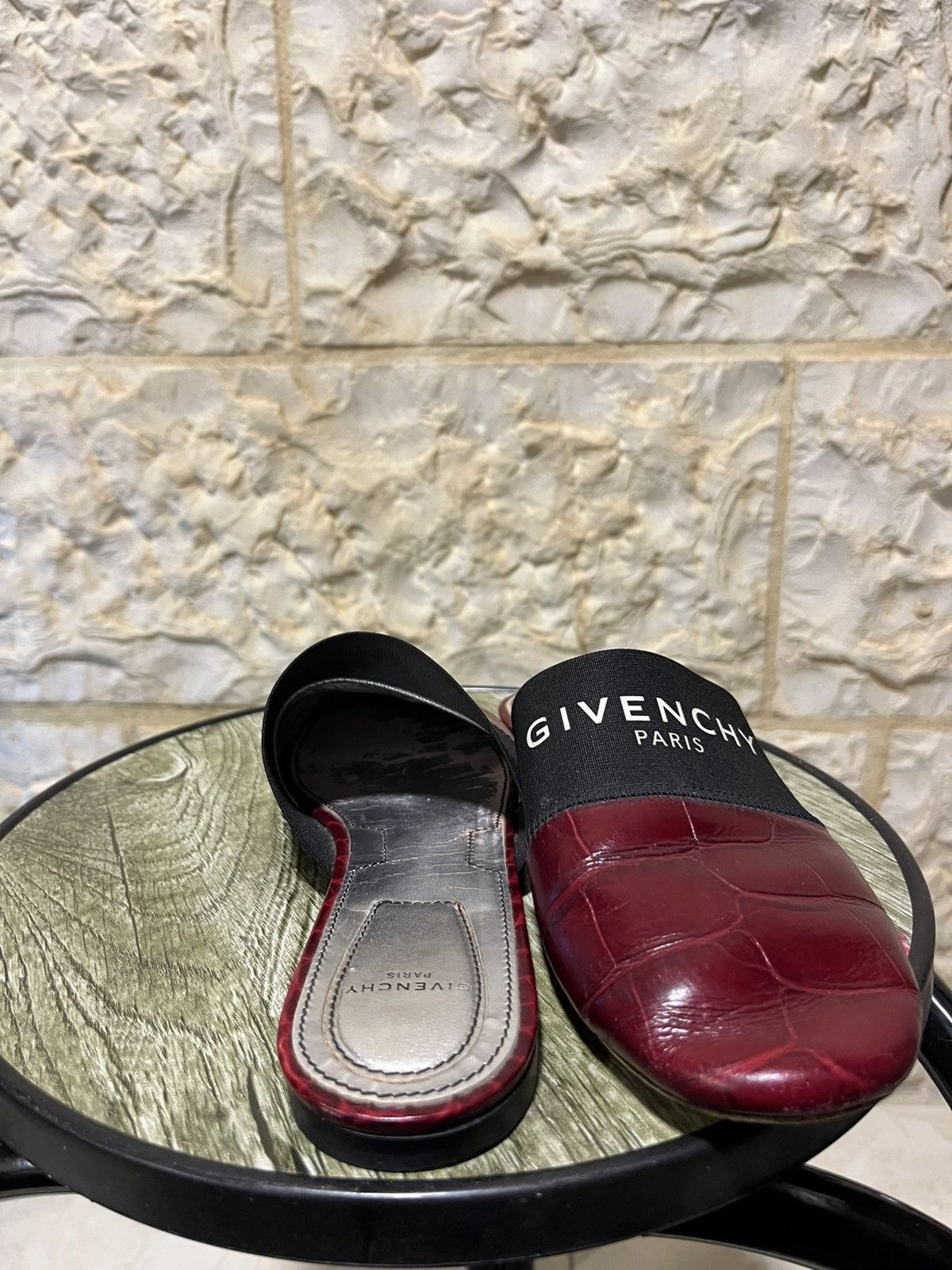 Givenchy Givenchy Bedford Flat Mules in Crocodile-Effect Leather Size US 7 / IT 37 - 2 Thumbnail