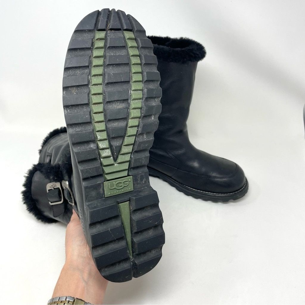 Ugg Ugg Larkspur Waterproof Black Leather Sheepskin Boots Size 9 Size US 9 / IT 39 - 6 Thumbnail