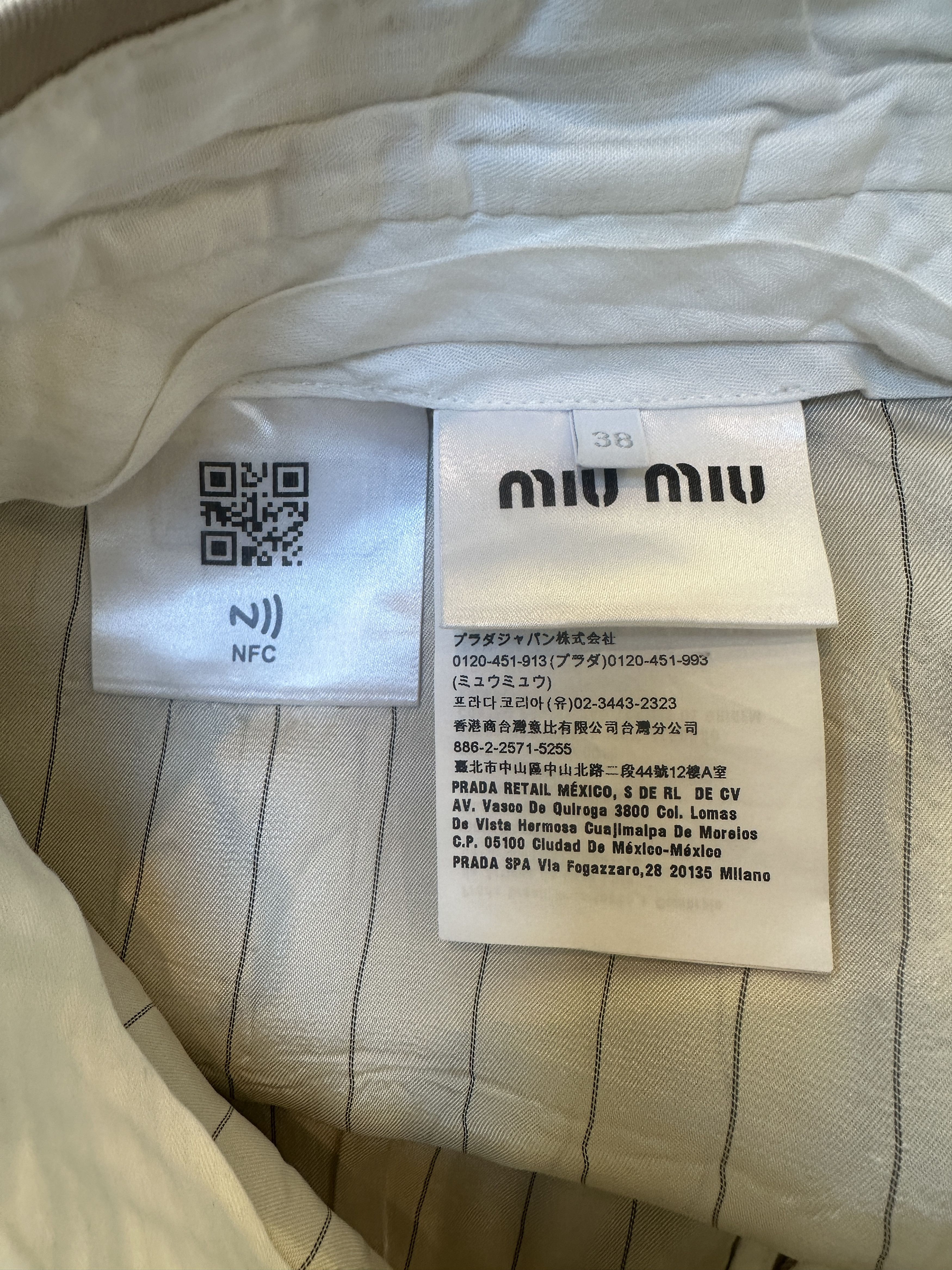 Miu Miu Iconic SS22 Miu Miu Khaki Bermuda Shorts Size 26" / US 2 / IT 38 - 5 Thumbnail
