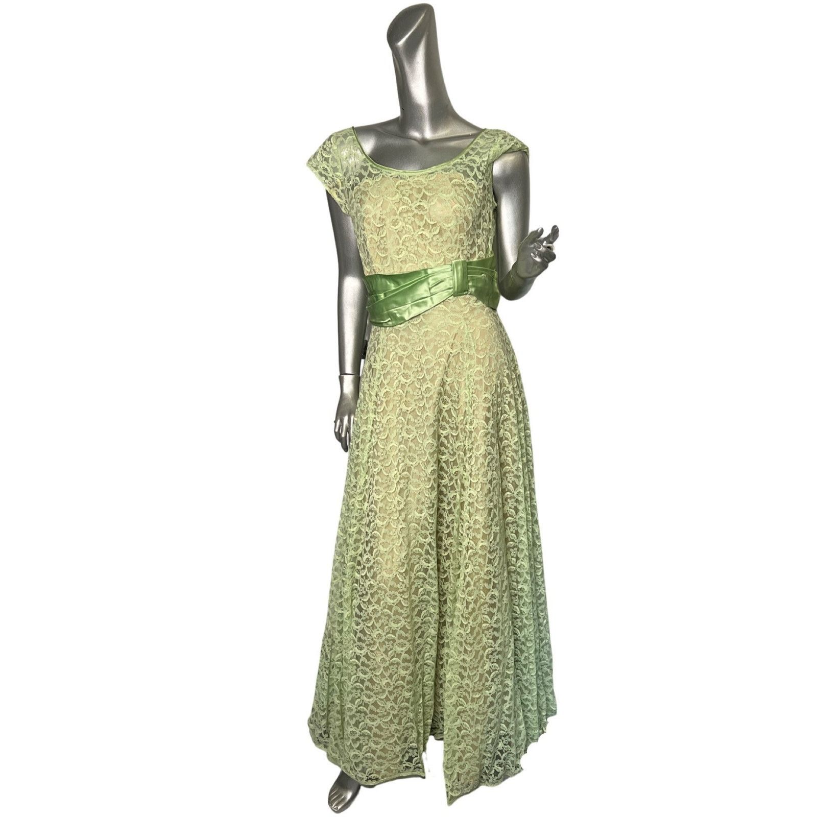 Vintage Vintage 1960s Emma Domb Green Lace Evening Gown Medium Size M / US 6-8 / IT 42-44 - 1 Thumbnail