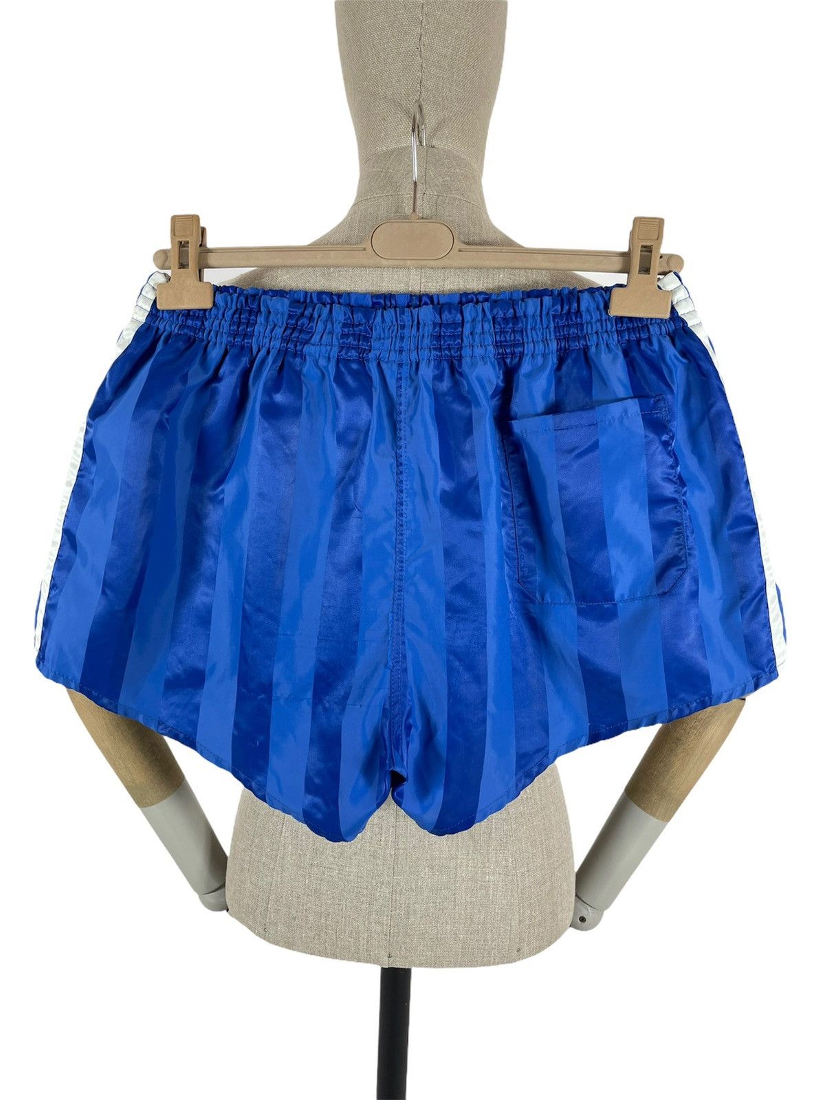 Adidas 70 ADIDAS West Germany 3-Stripes Nylon Sprinter Glanz Shorts Size US 32 / EU 48 - 3 Thumbnail