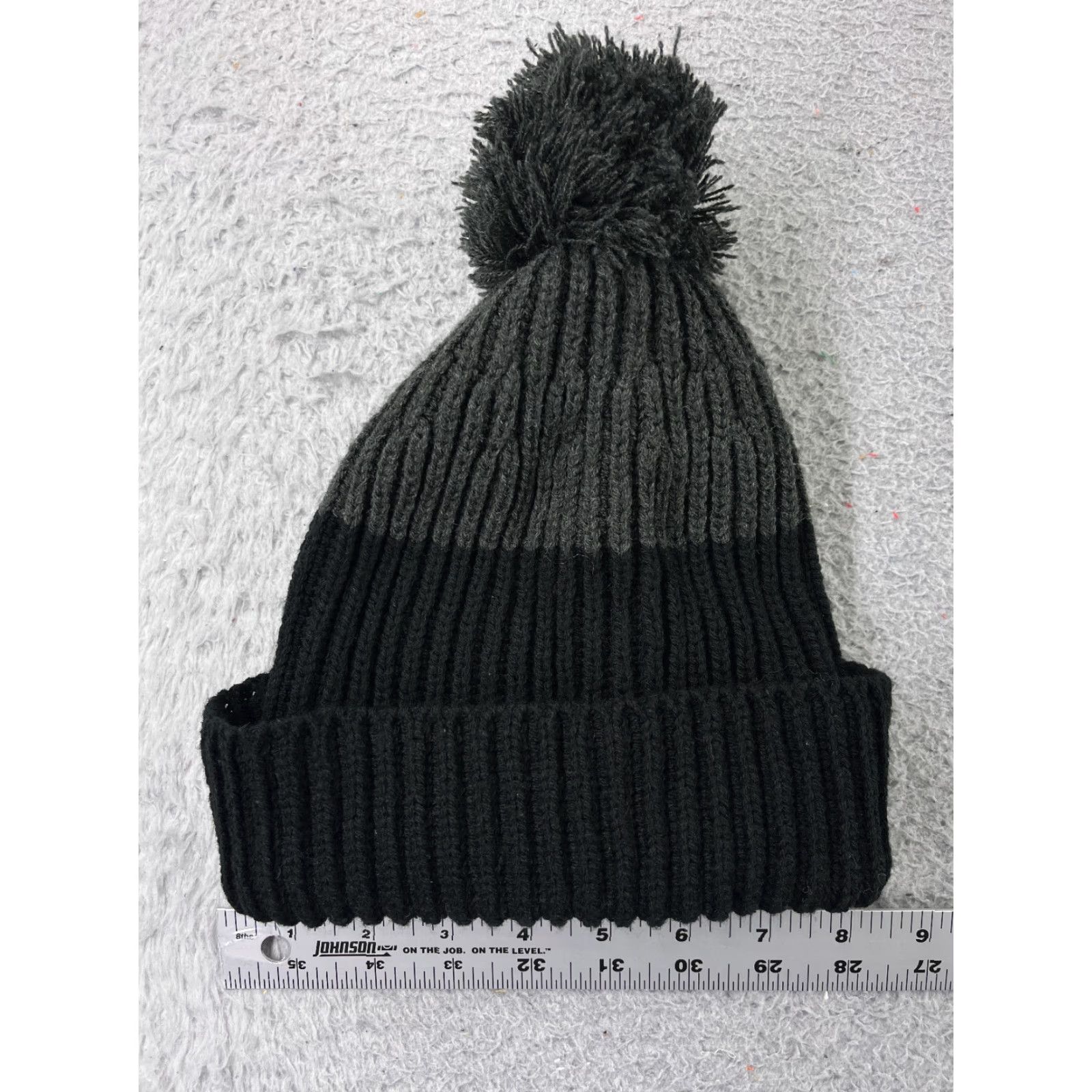 Vintage Rainforest Beanie Toque Adult One Size Gray Black Knit Acrylic Warm Ski Pom Hood/Beanie Size ONE SIZE - 6 Thumbnail