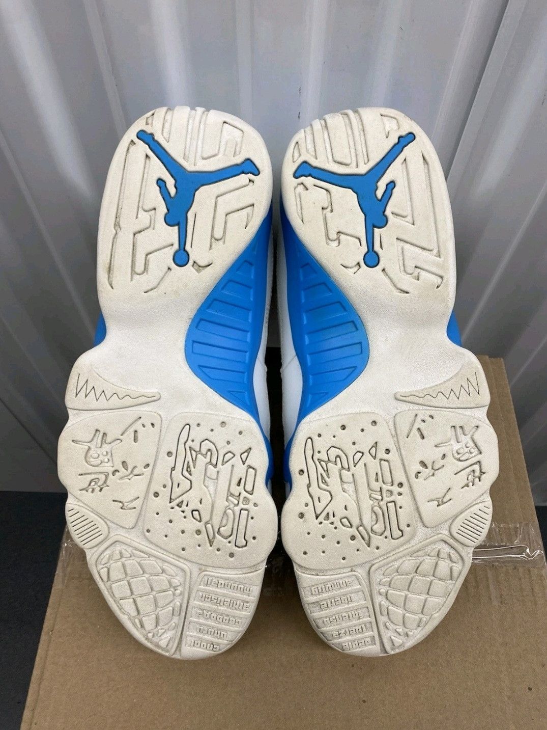 Jordan Brand Nike Air Jordan Retro 9 Powder Blue 2024 Size 11 Men Size US 11 / EU 44 - 6 Thumbnail